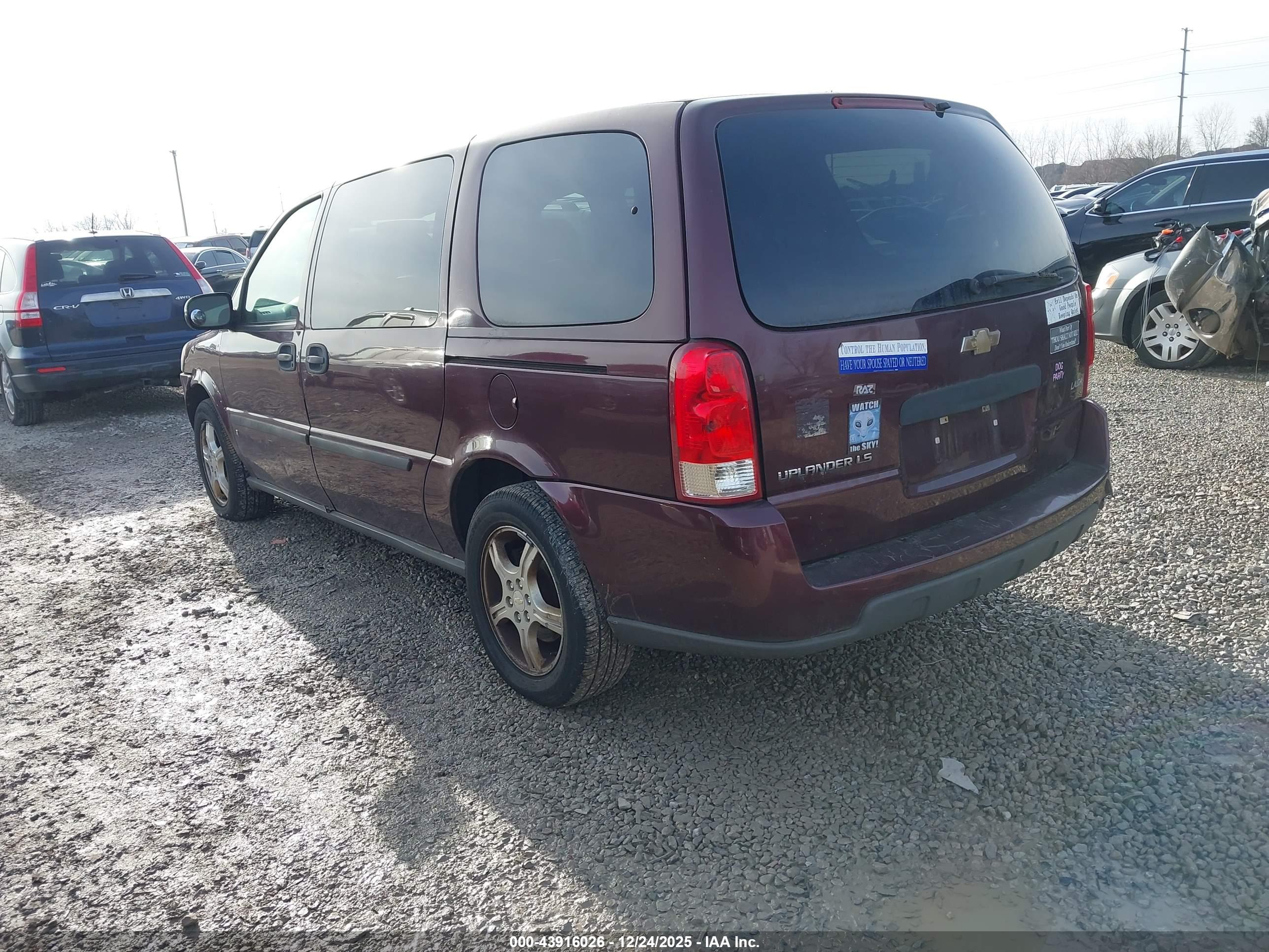 CHEVROLET UPLANDER image 3