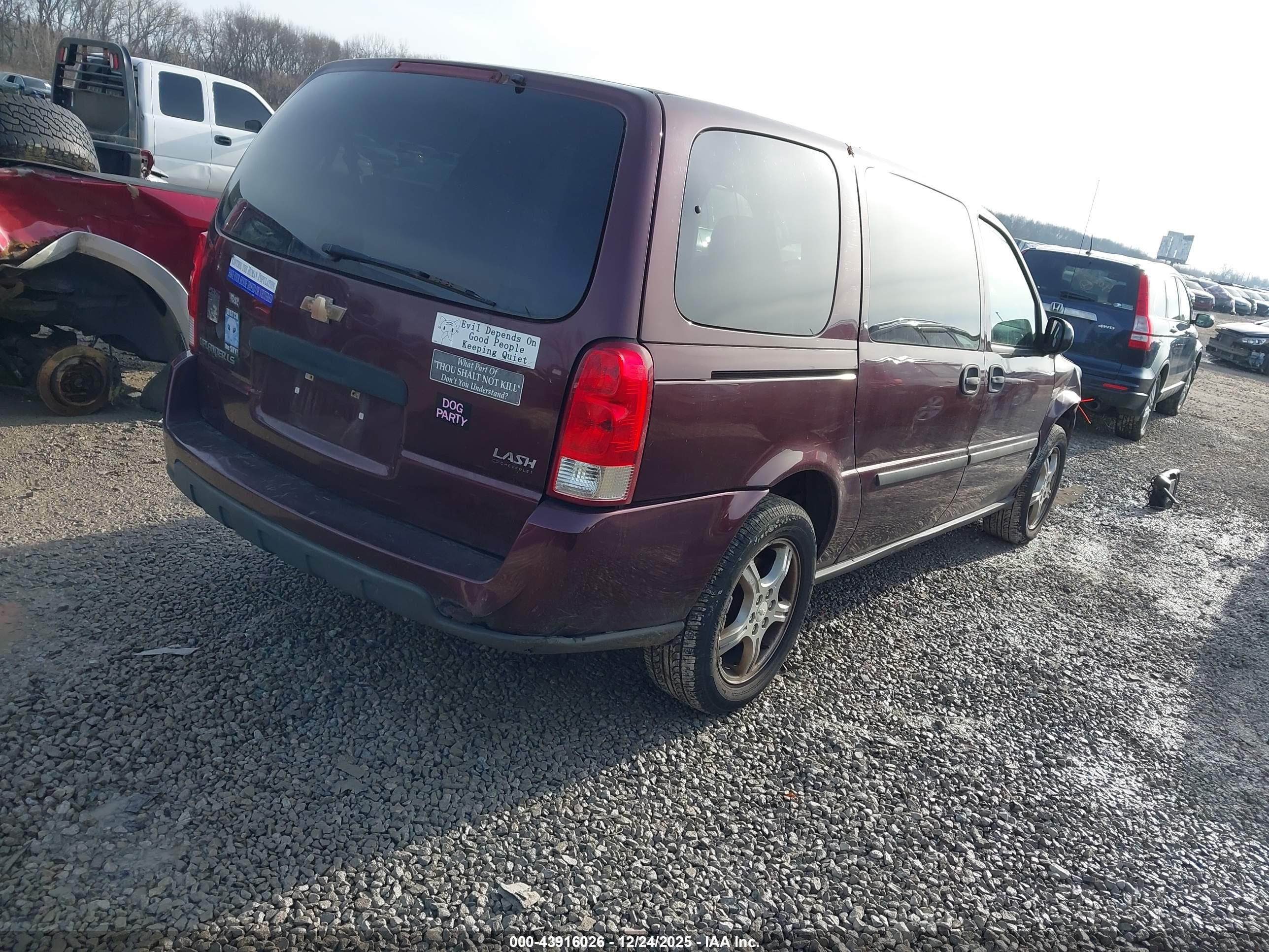 CHEVROLET UPLANDER image 4