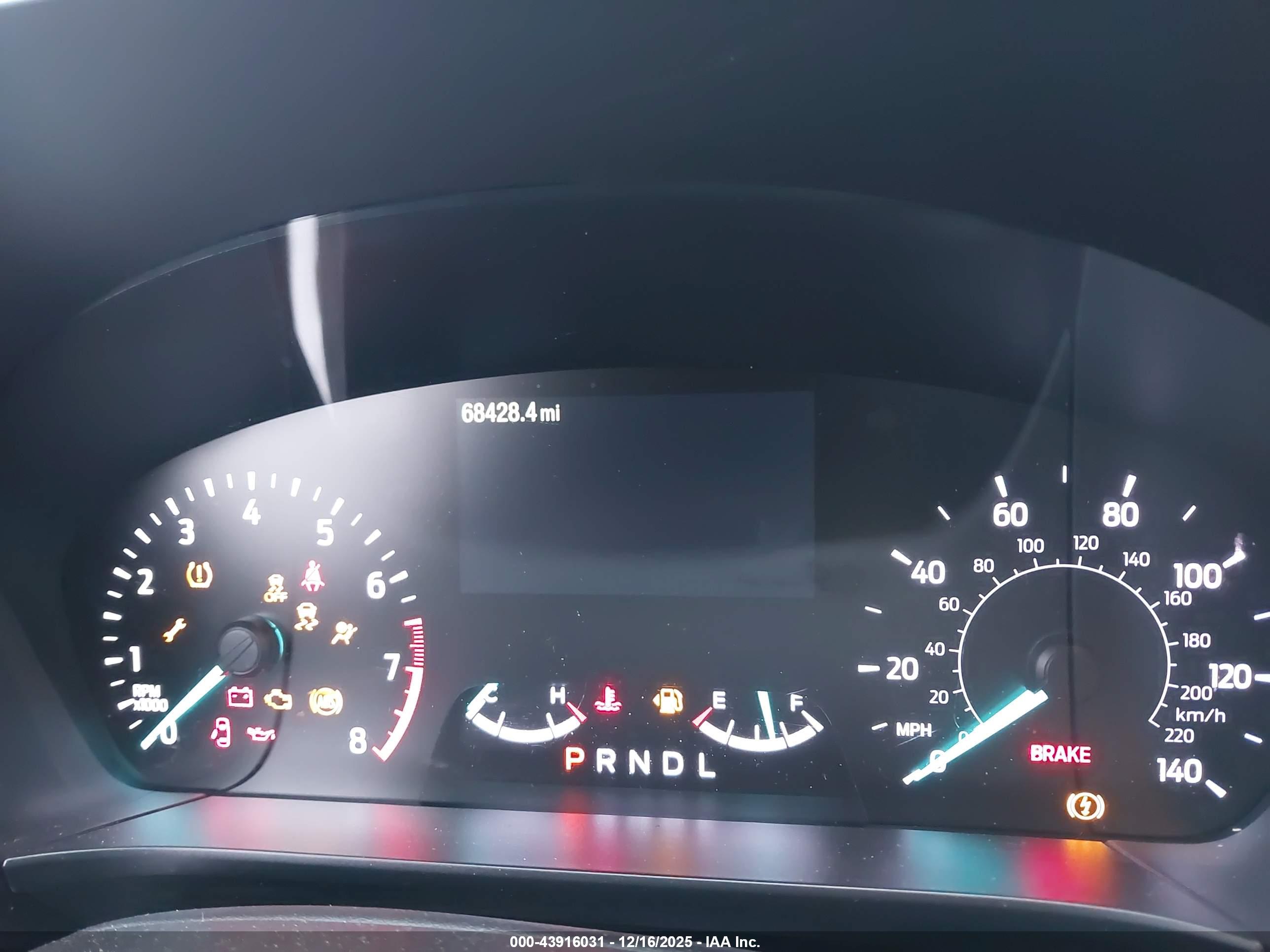 FORD ESCAPE image 7