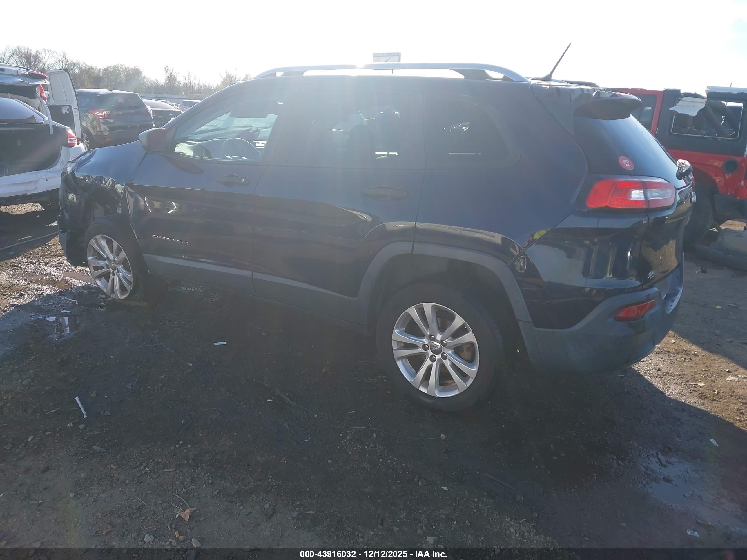 JEEP CHEROKEE image 3
