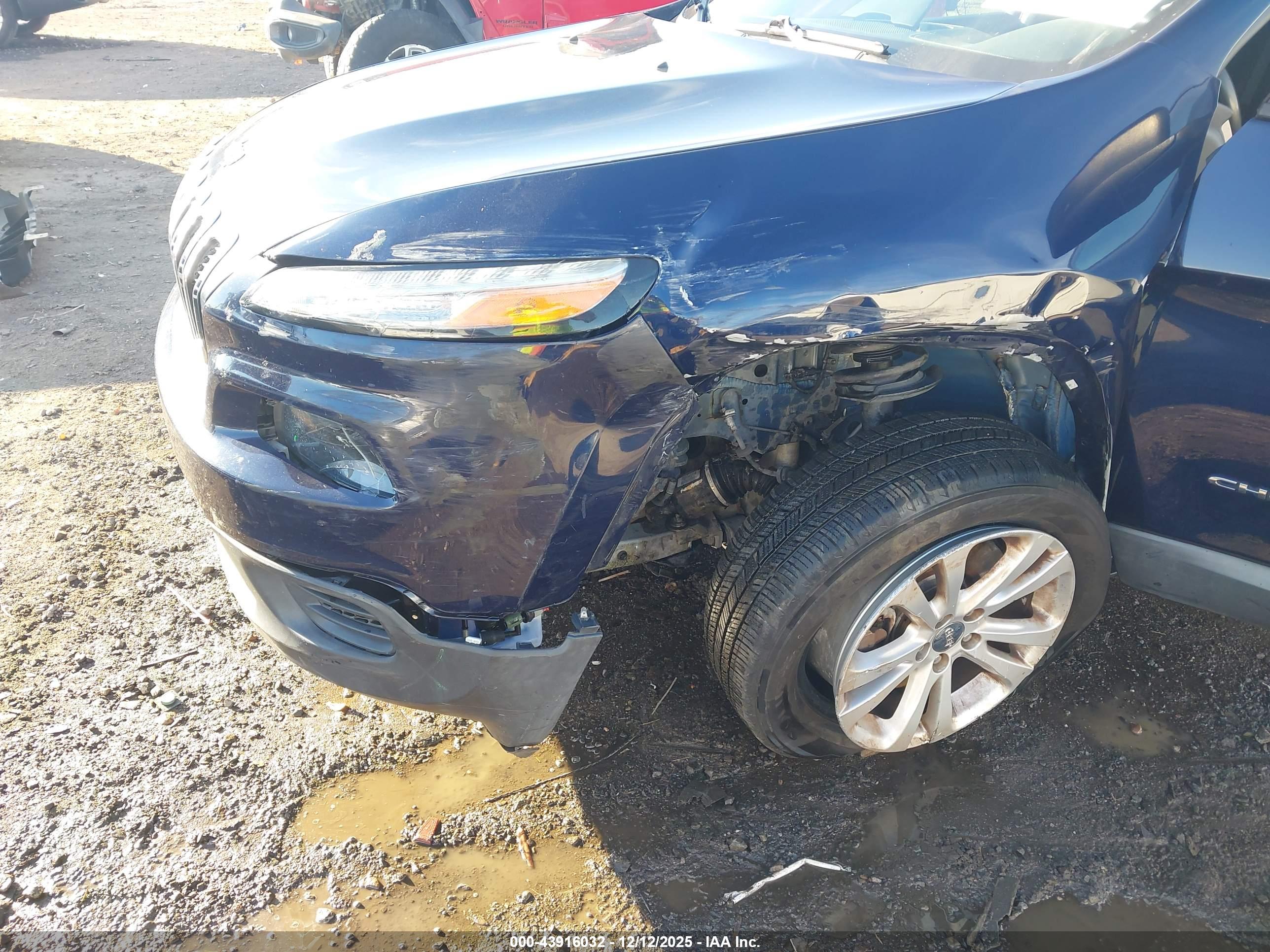 JEEP CHEROKEE image 6