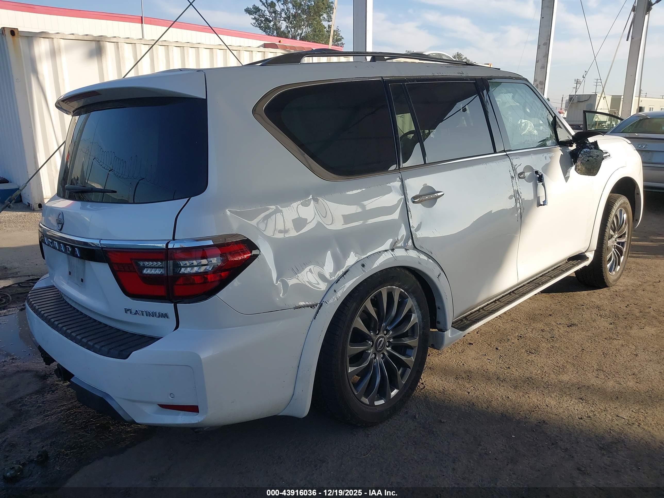 NISSAN ARMADA image 4