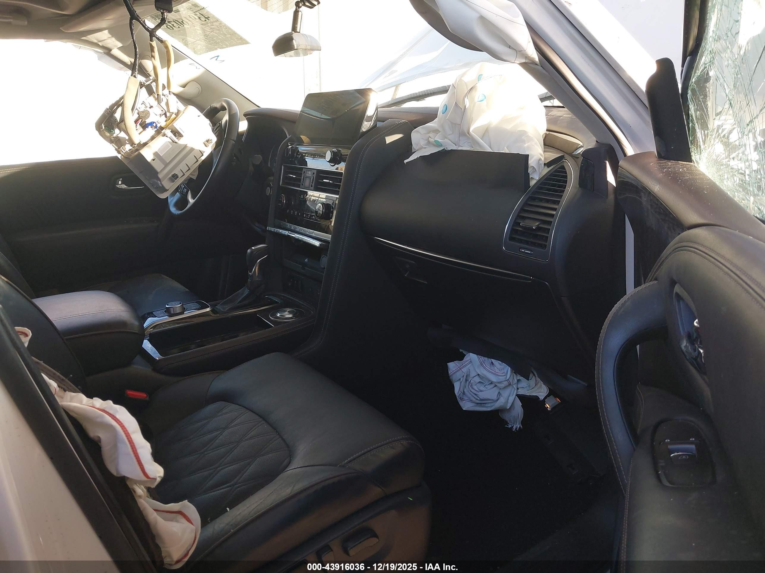 NISSAN ARMADA image 5