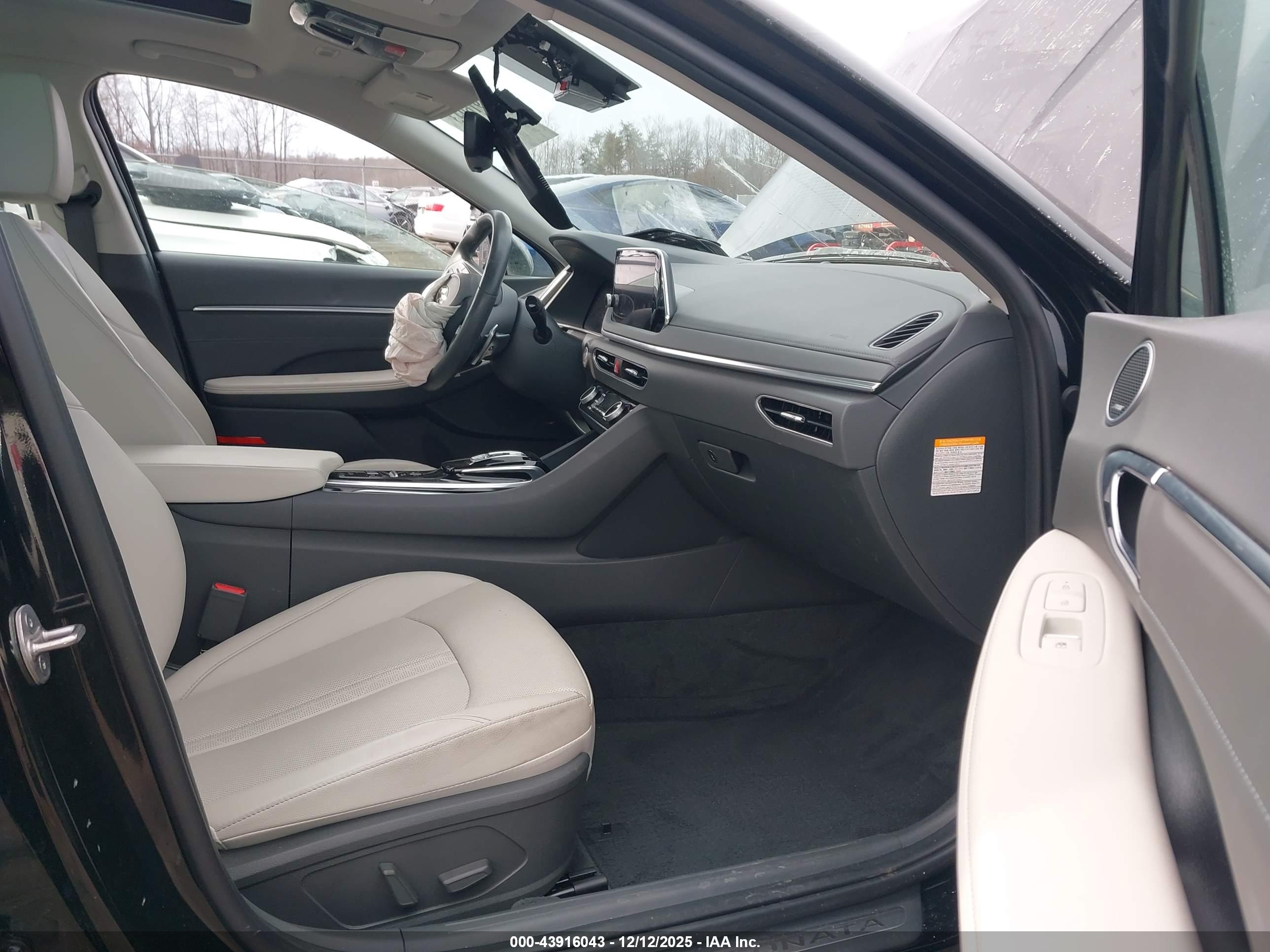 HYUNDAI SONATA image 5
