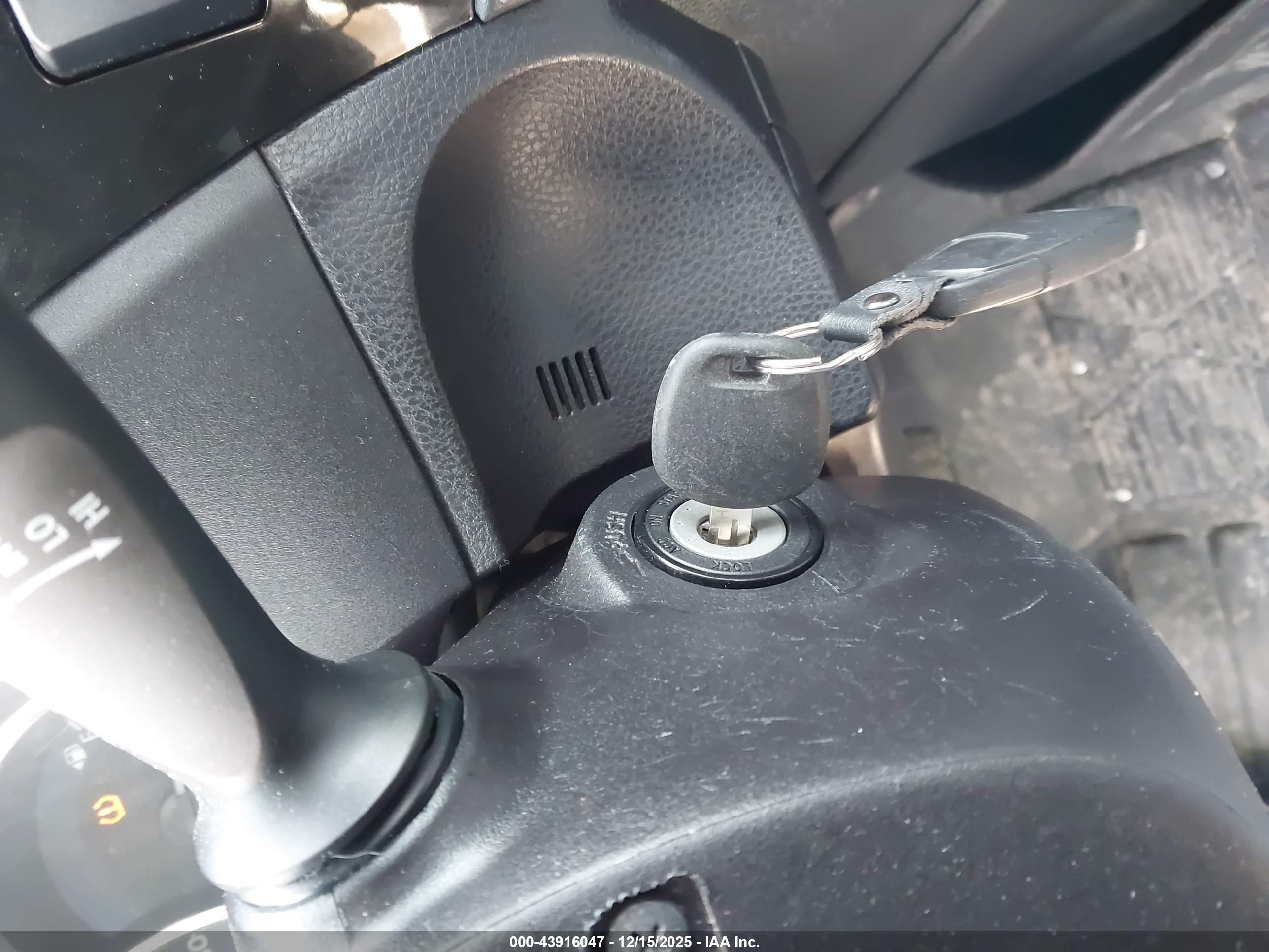TOYOTA COROLLA image 11