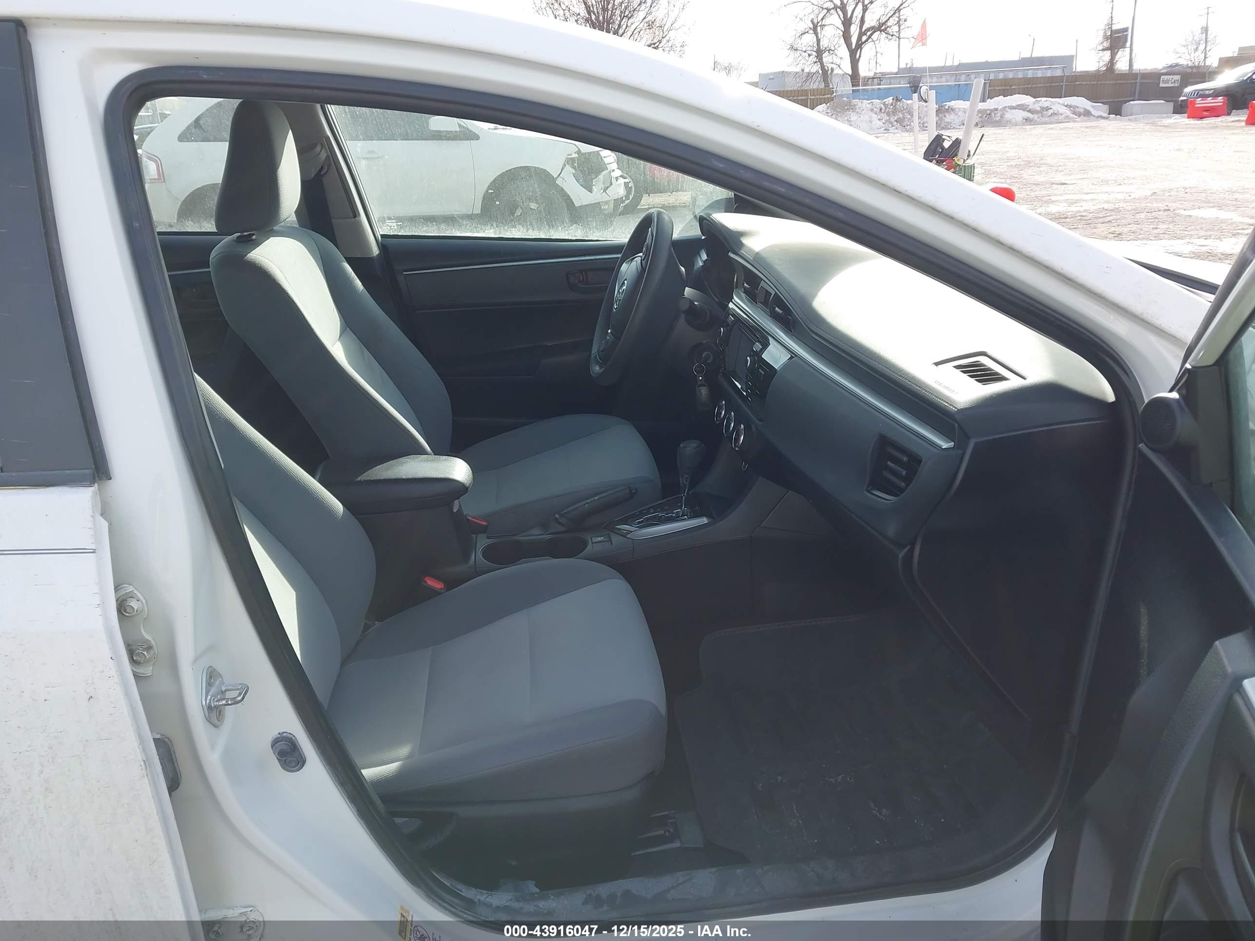 TOYOTA COROLLA image 5