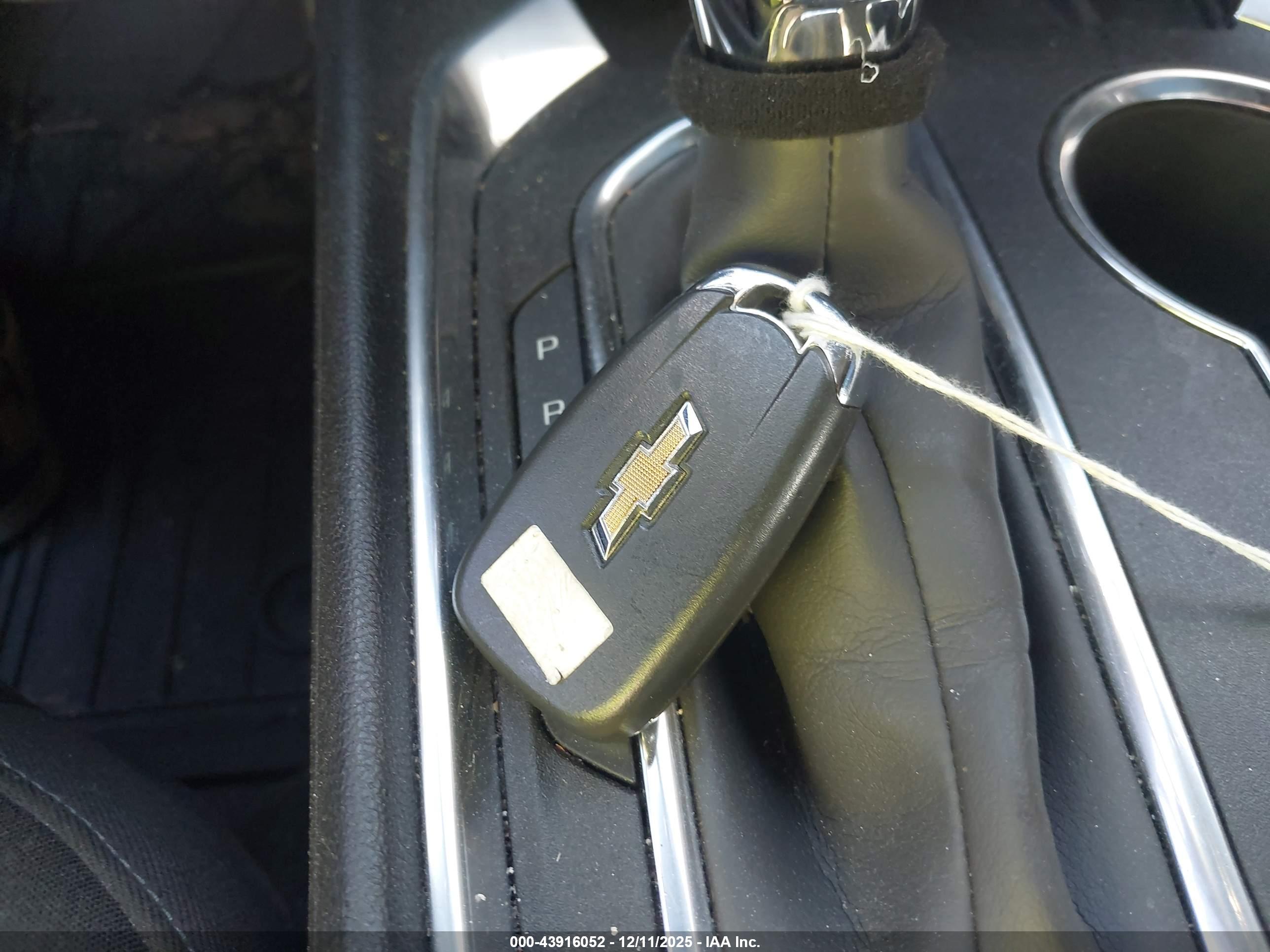 CHEVROLET TRAVERSE image 11