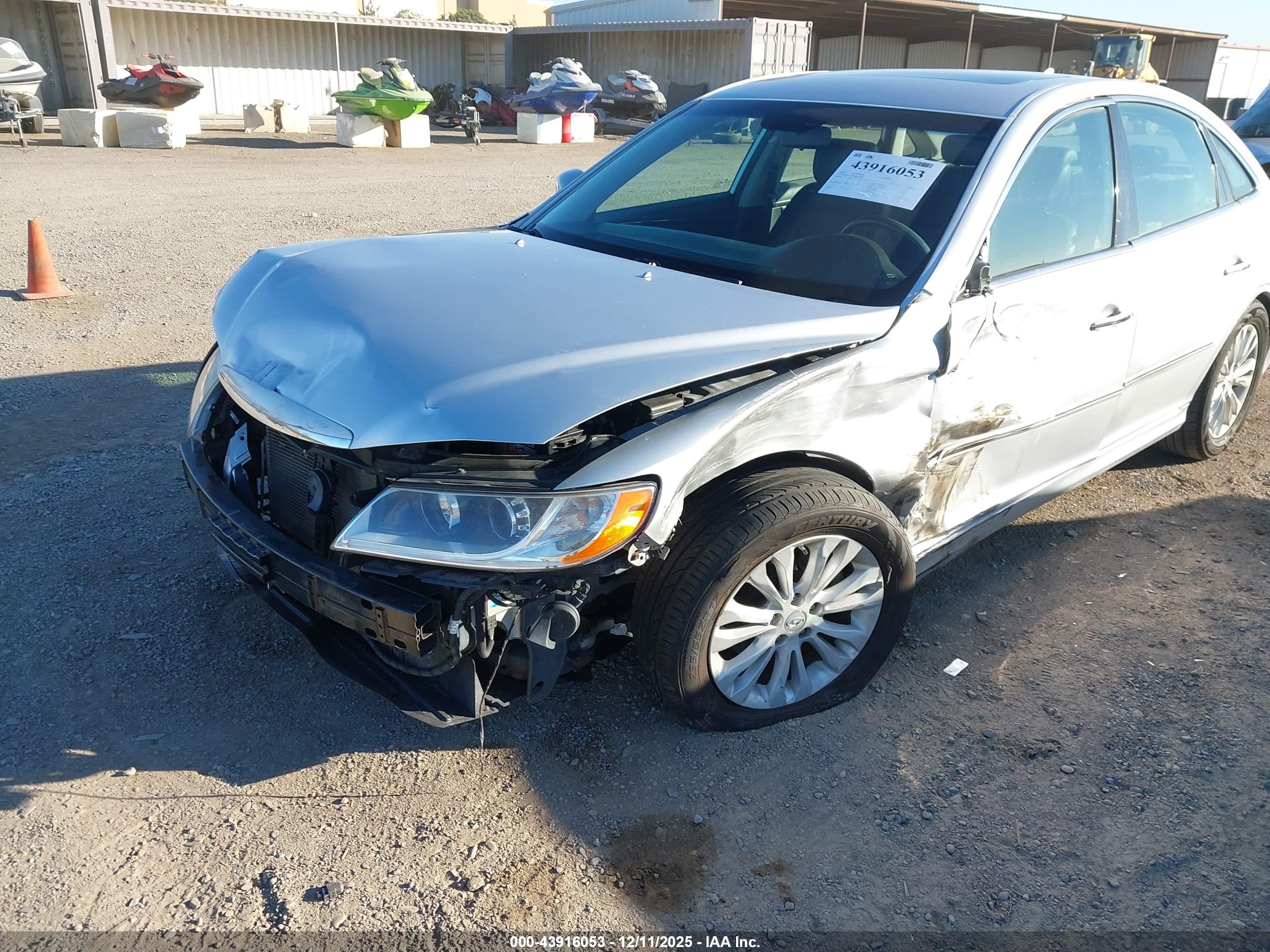 HYUNDAI AZERA image 6