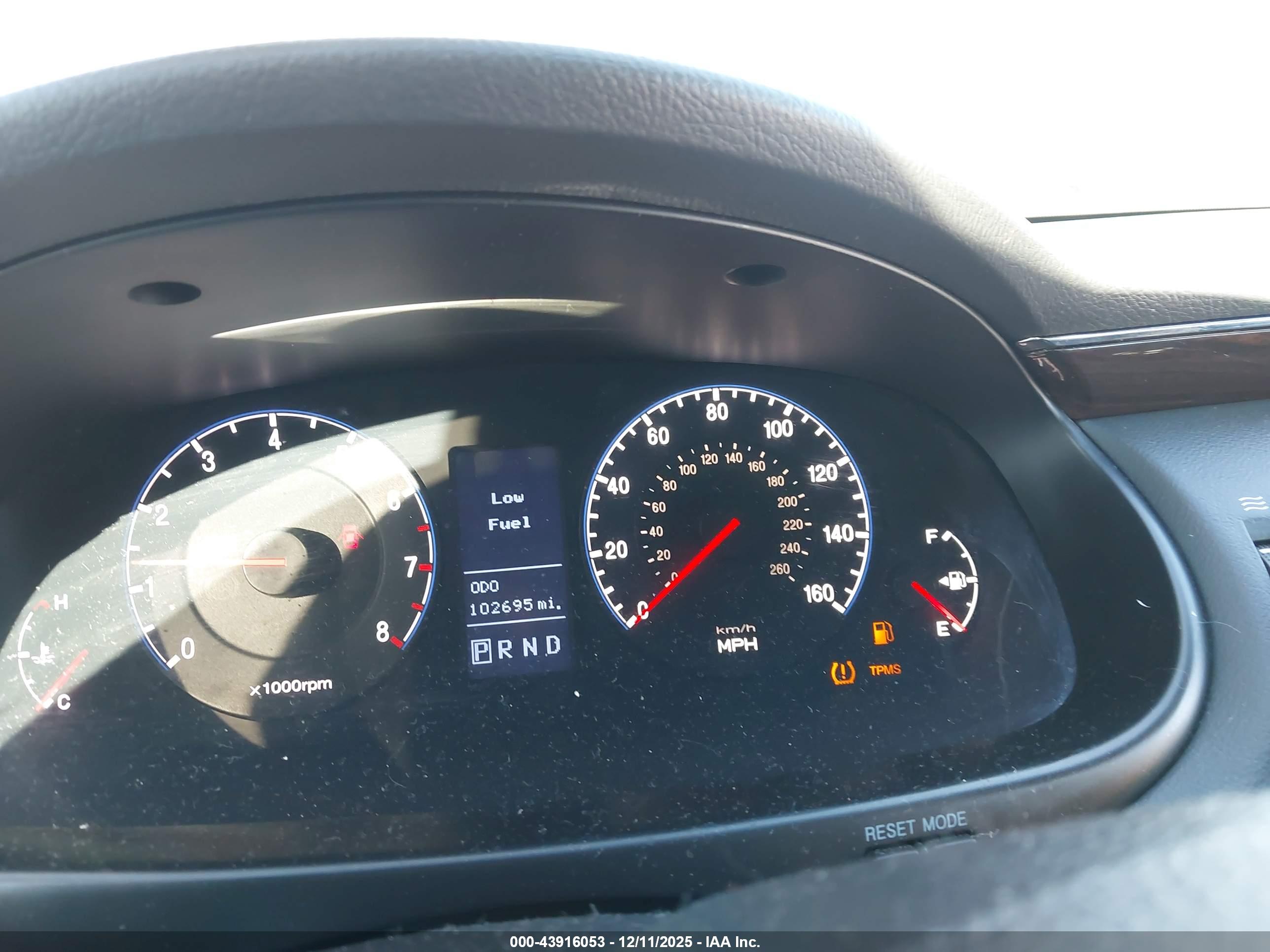 HYUNDAI AZERA image 7