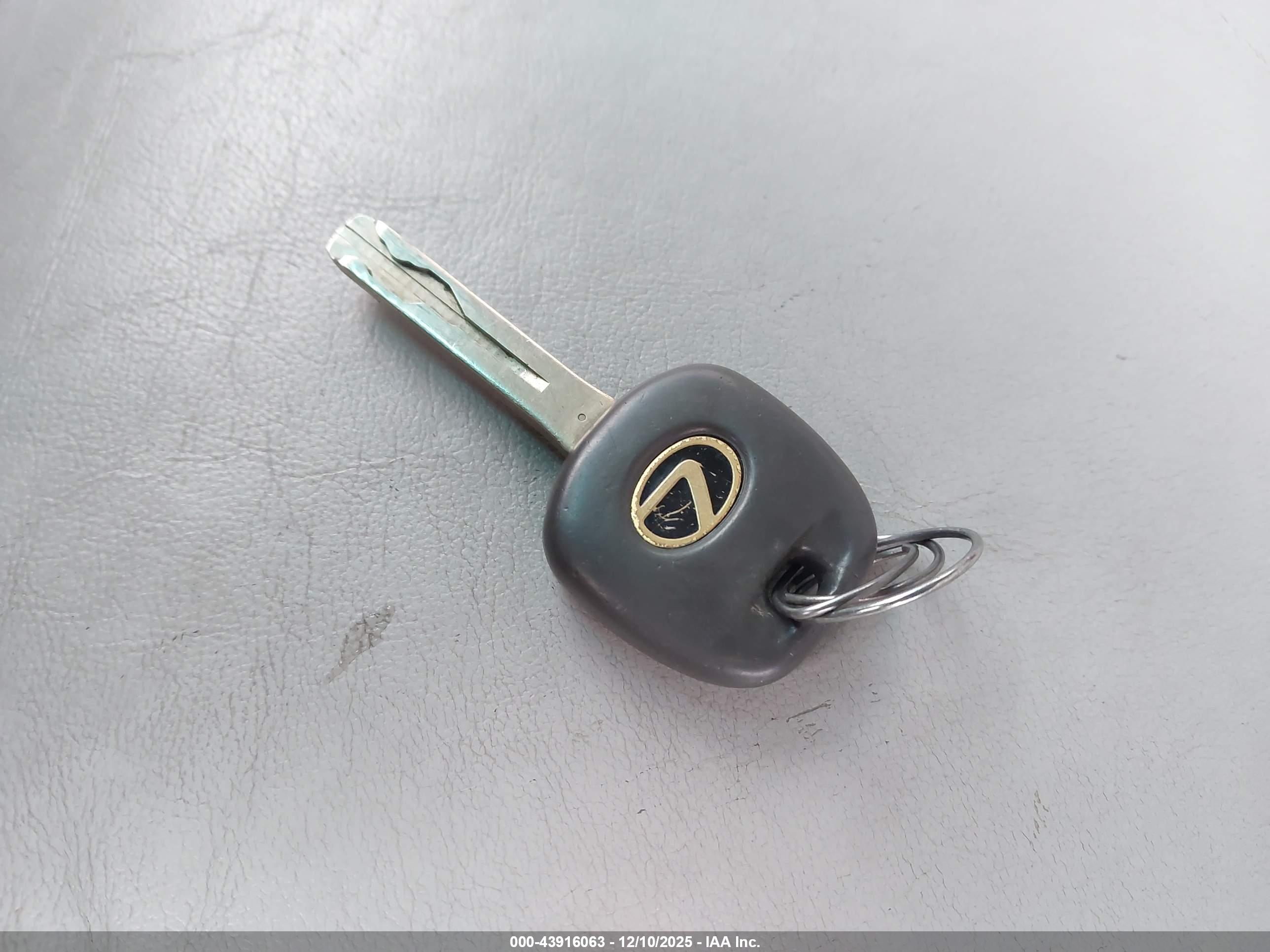LEXUS RX image 11