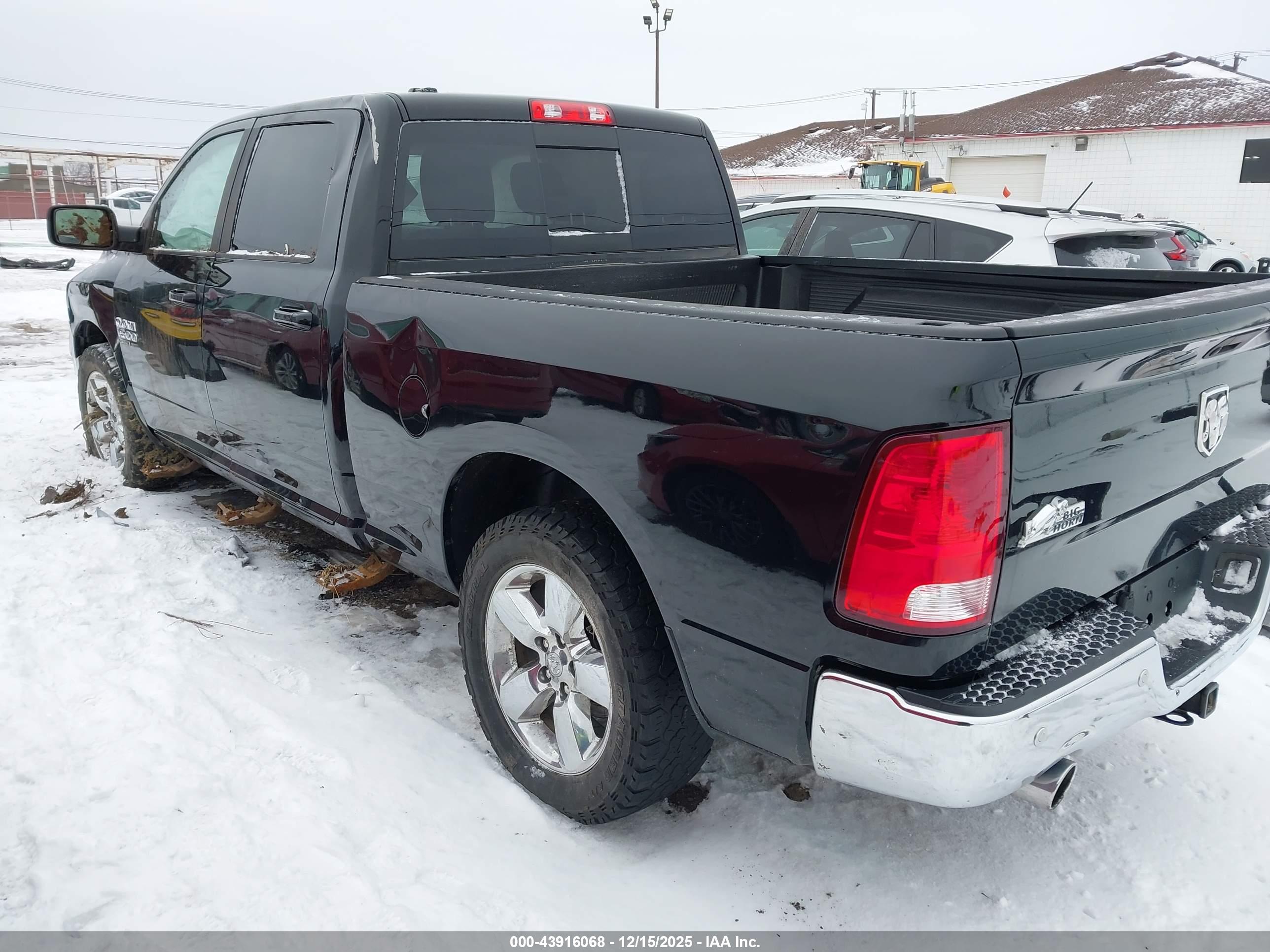 RAM 1500 image 3
