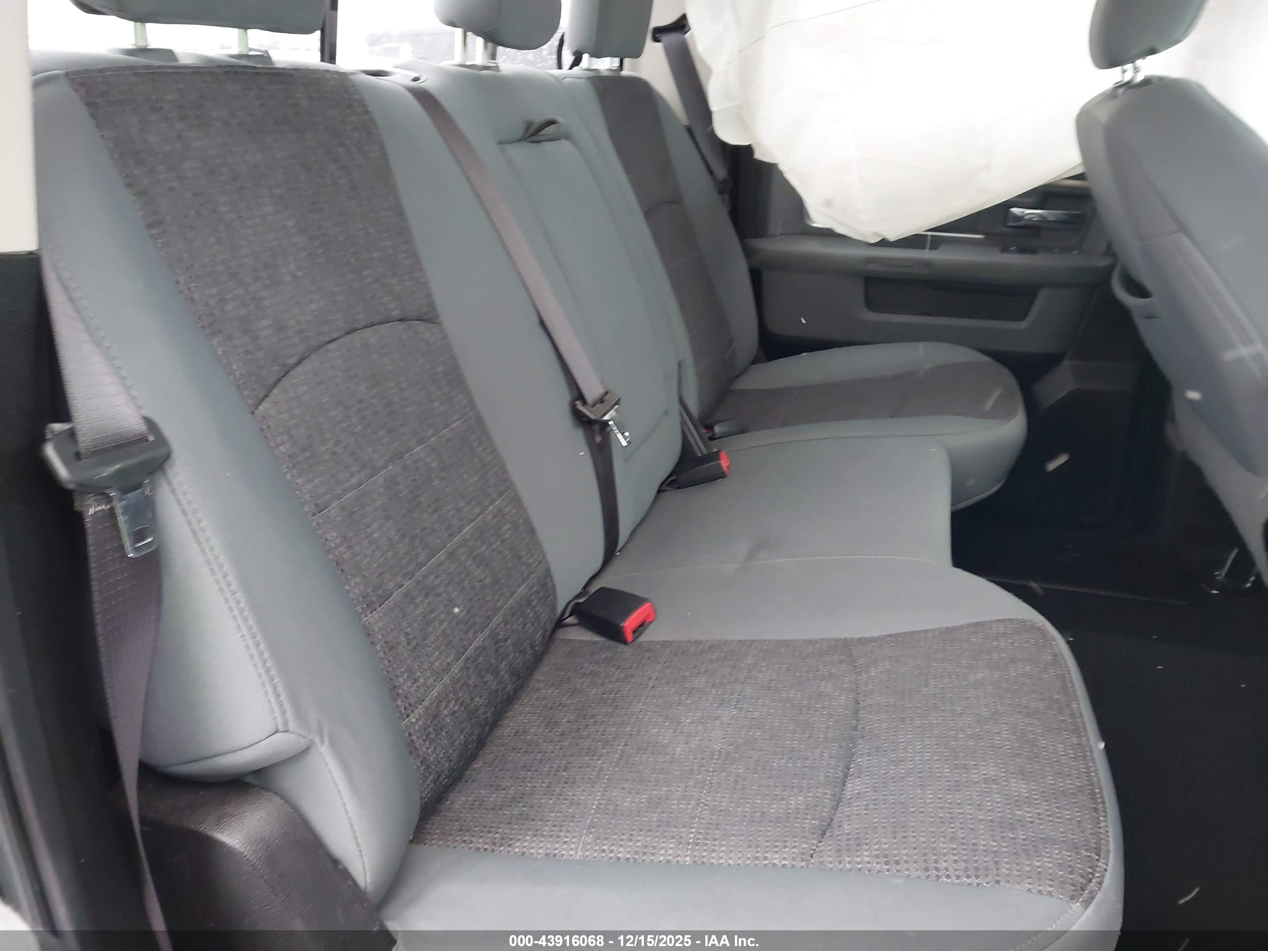RAM 1500 image 8