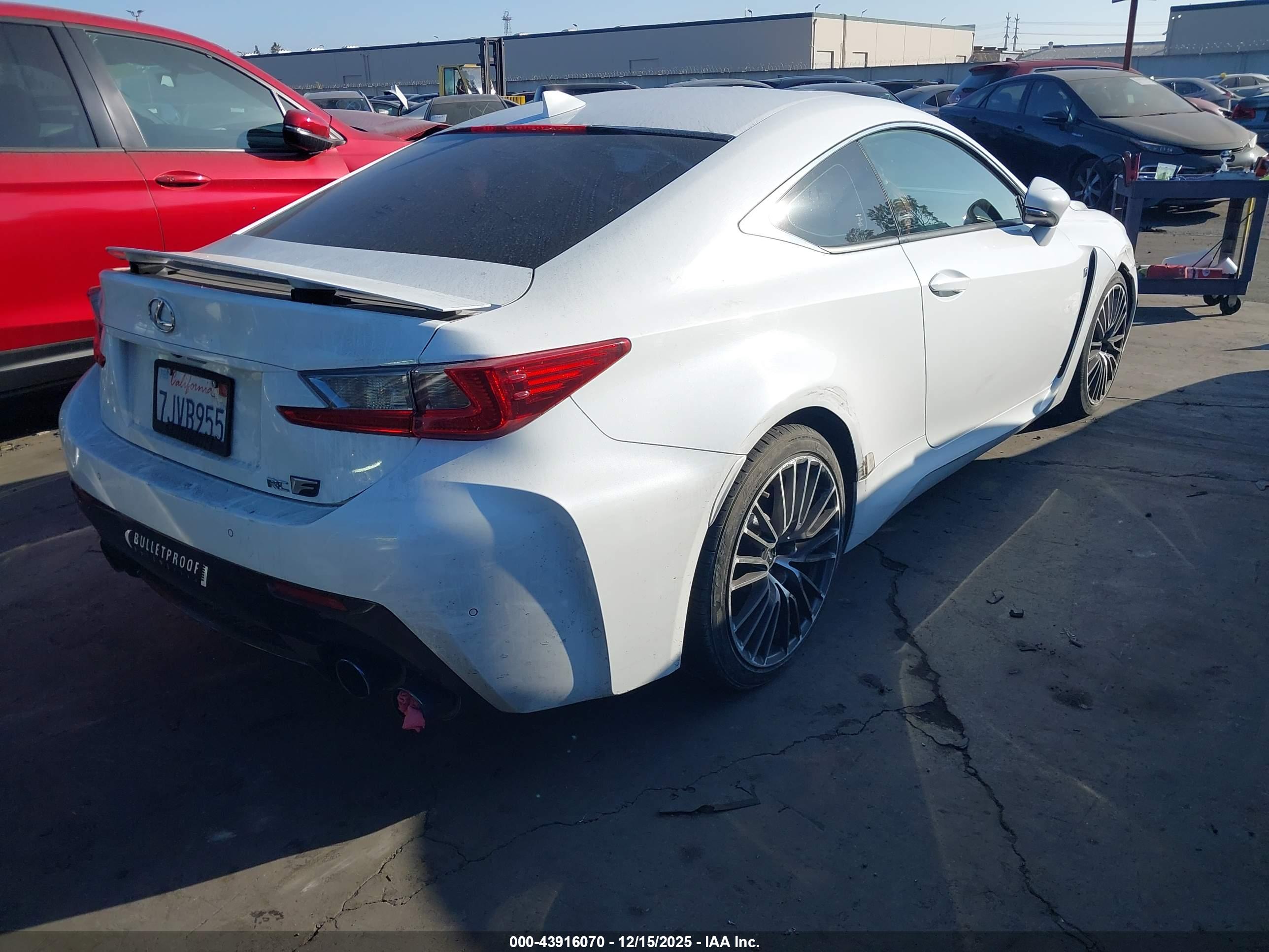 LEXUS RC image 4