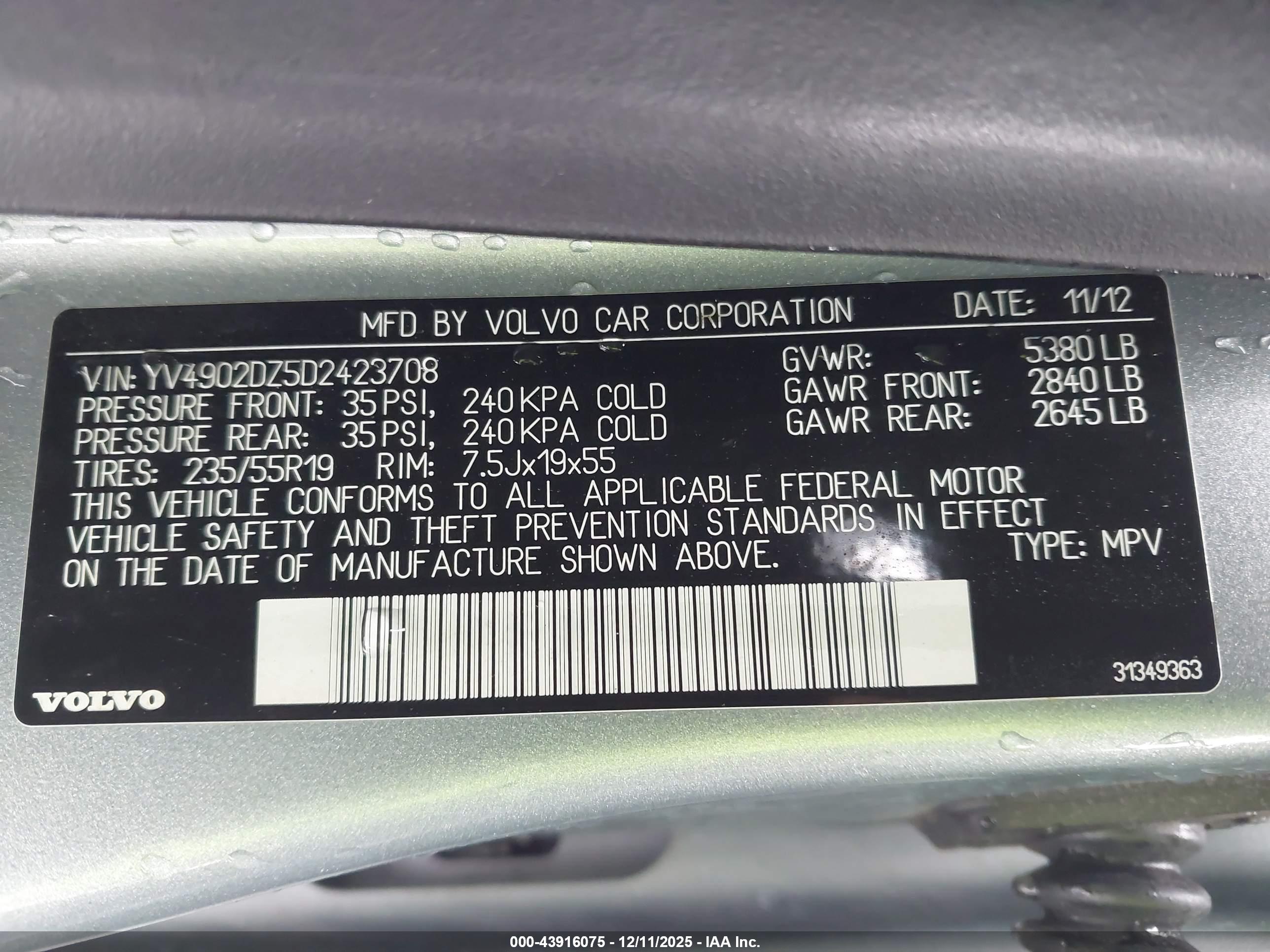 VOLVO XC60 image 9