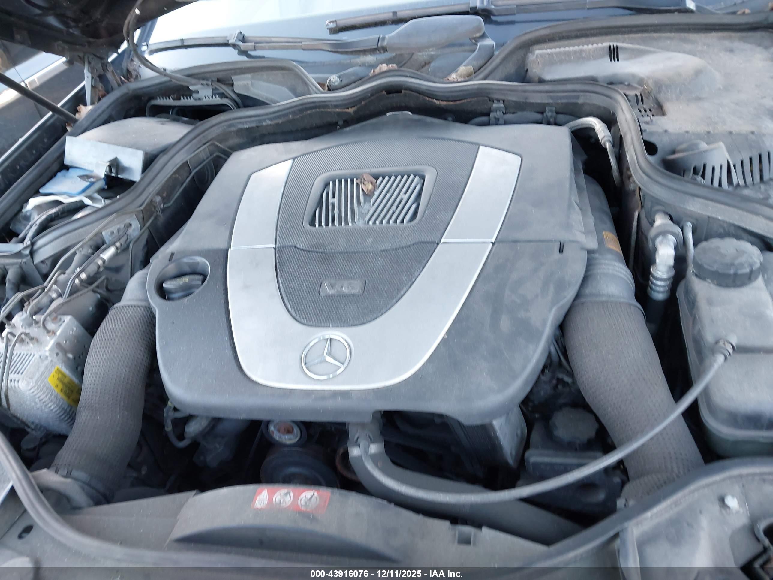 MERCEDES-BENZ E image 10