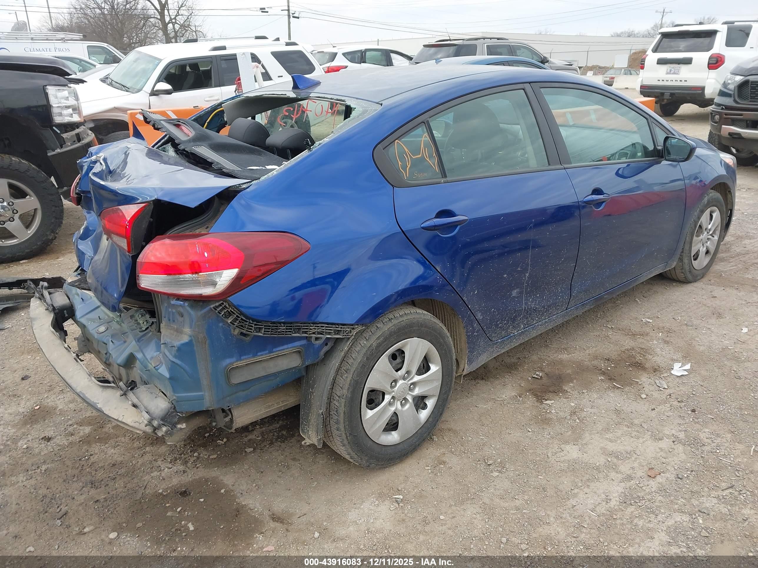 KIA FORTE image 4