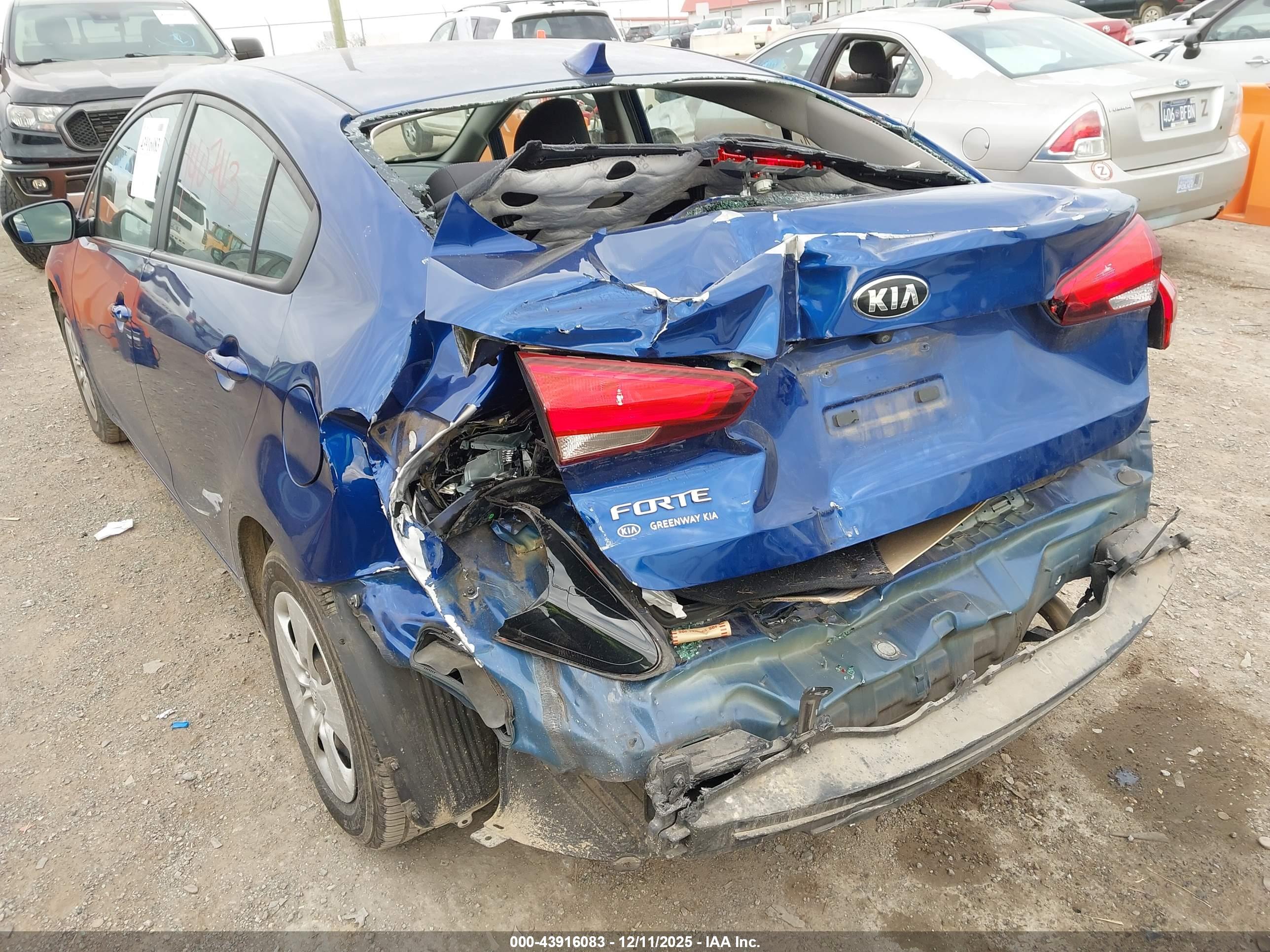 KIA FORTE image 6