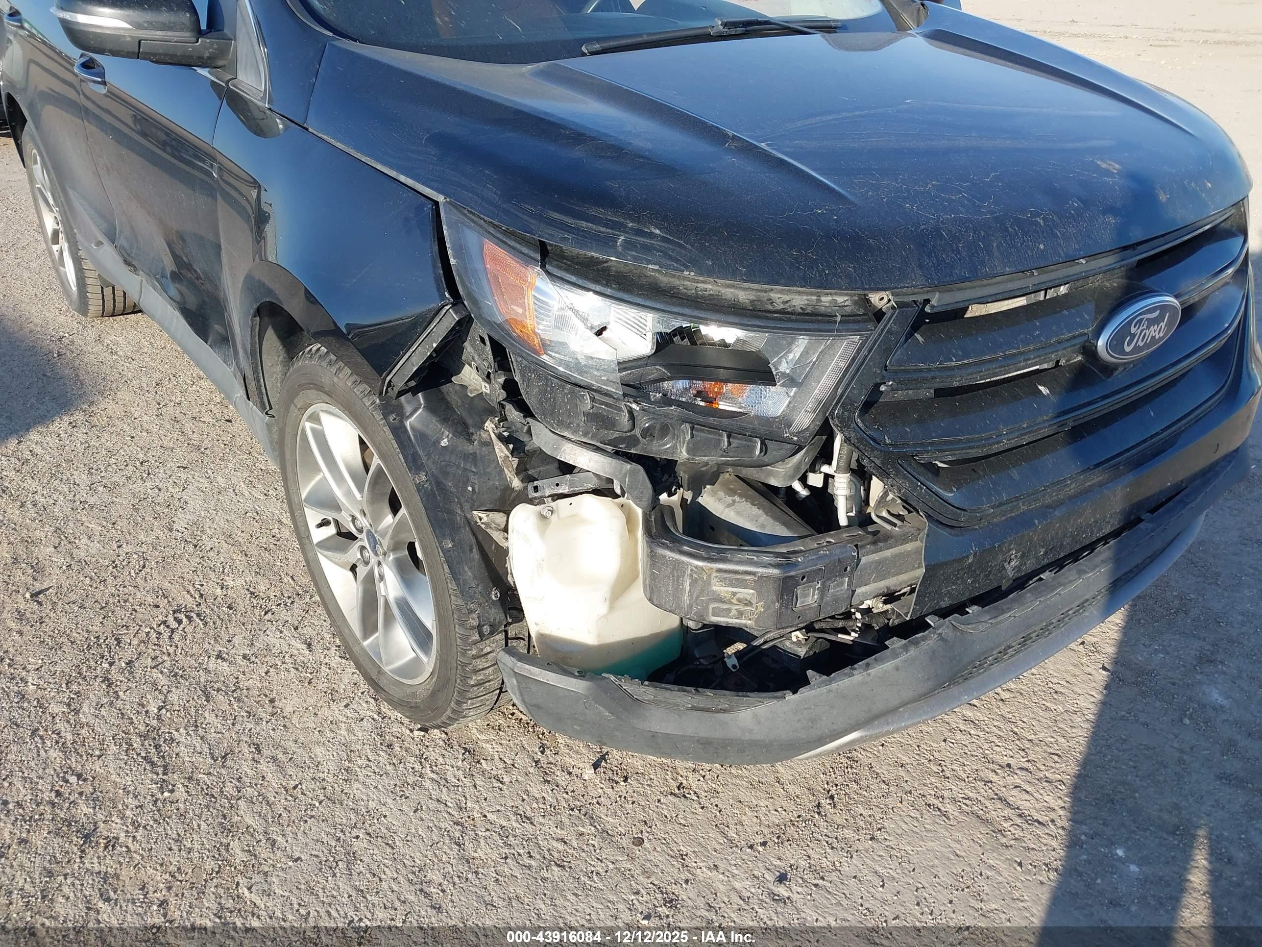 FORD EDGE image 6