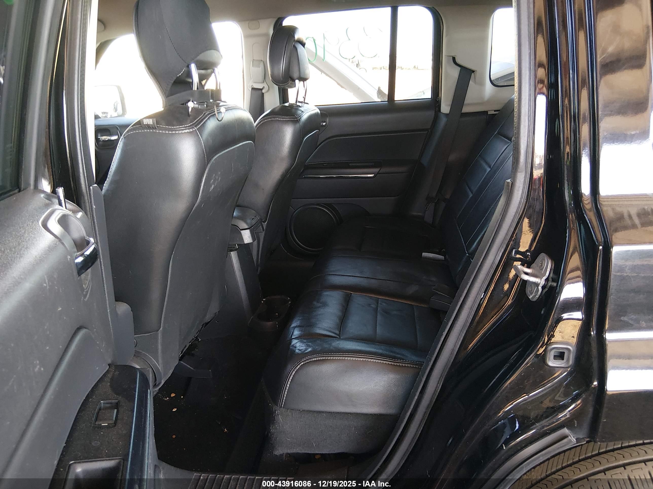 JEEP PATRIOT image 8