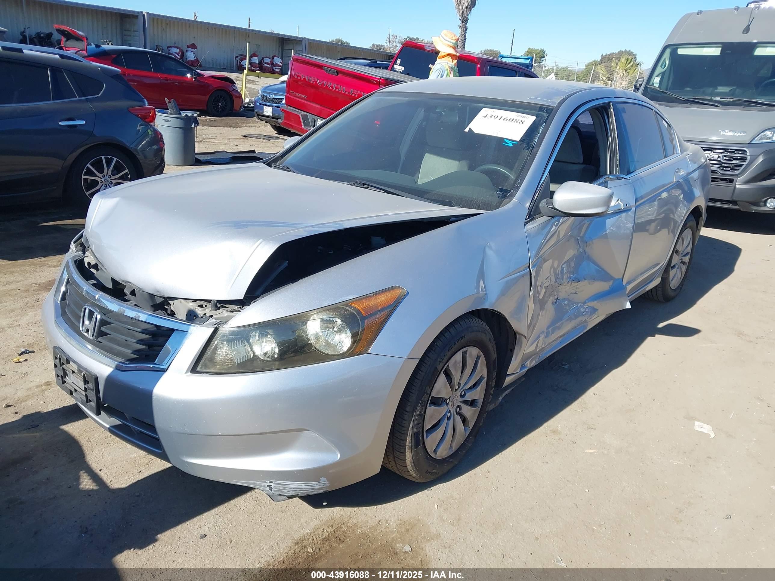 HONDA ACCORD image 2