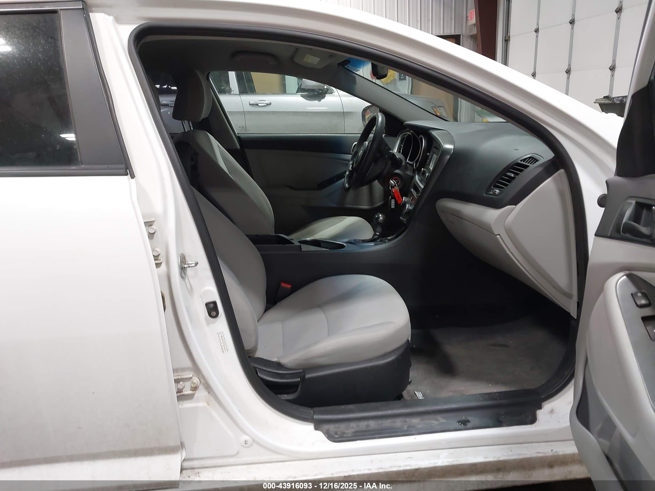 KIA OPTIMA image 5