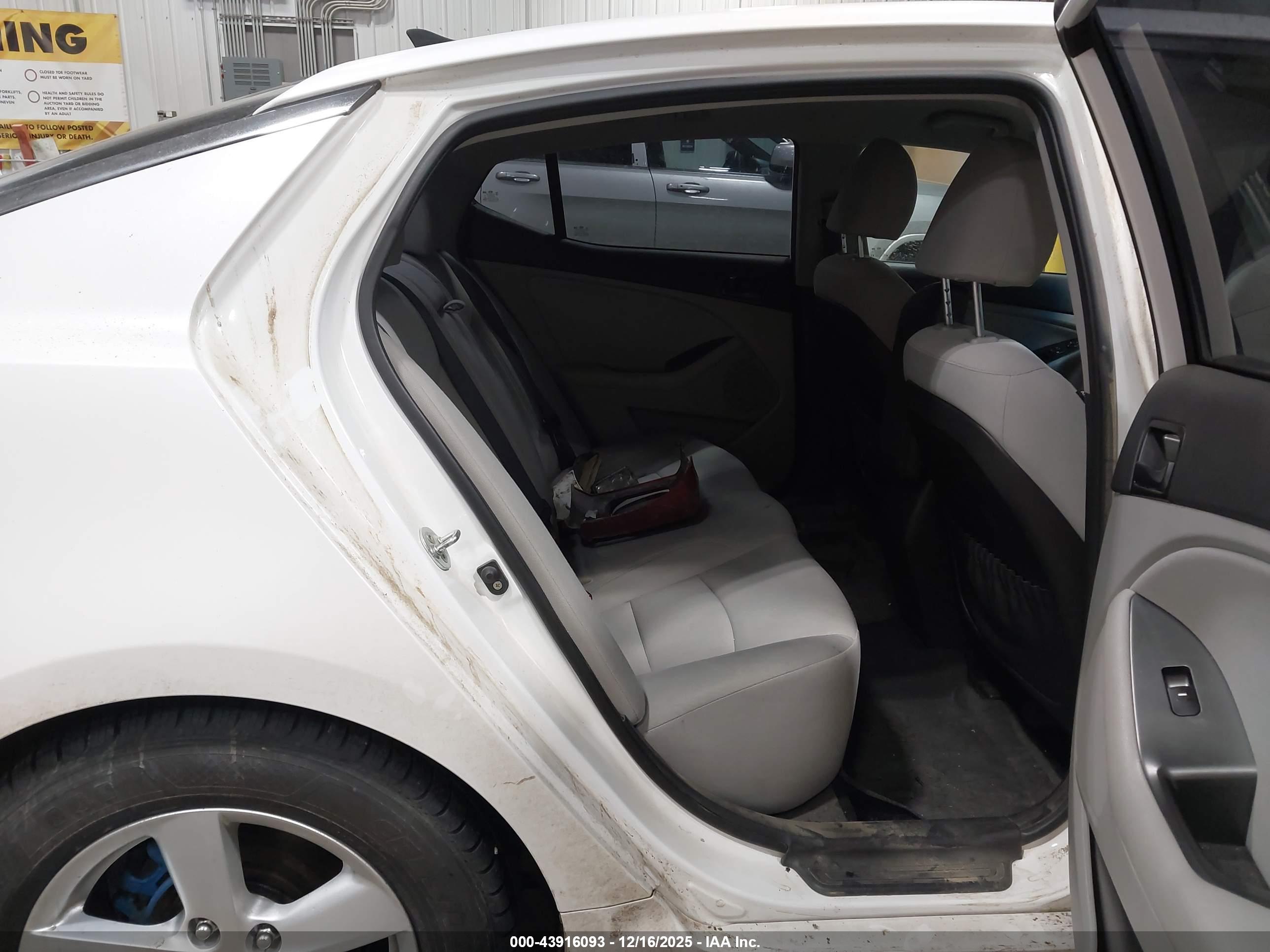 KIA OPTIMA image 8