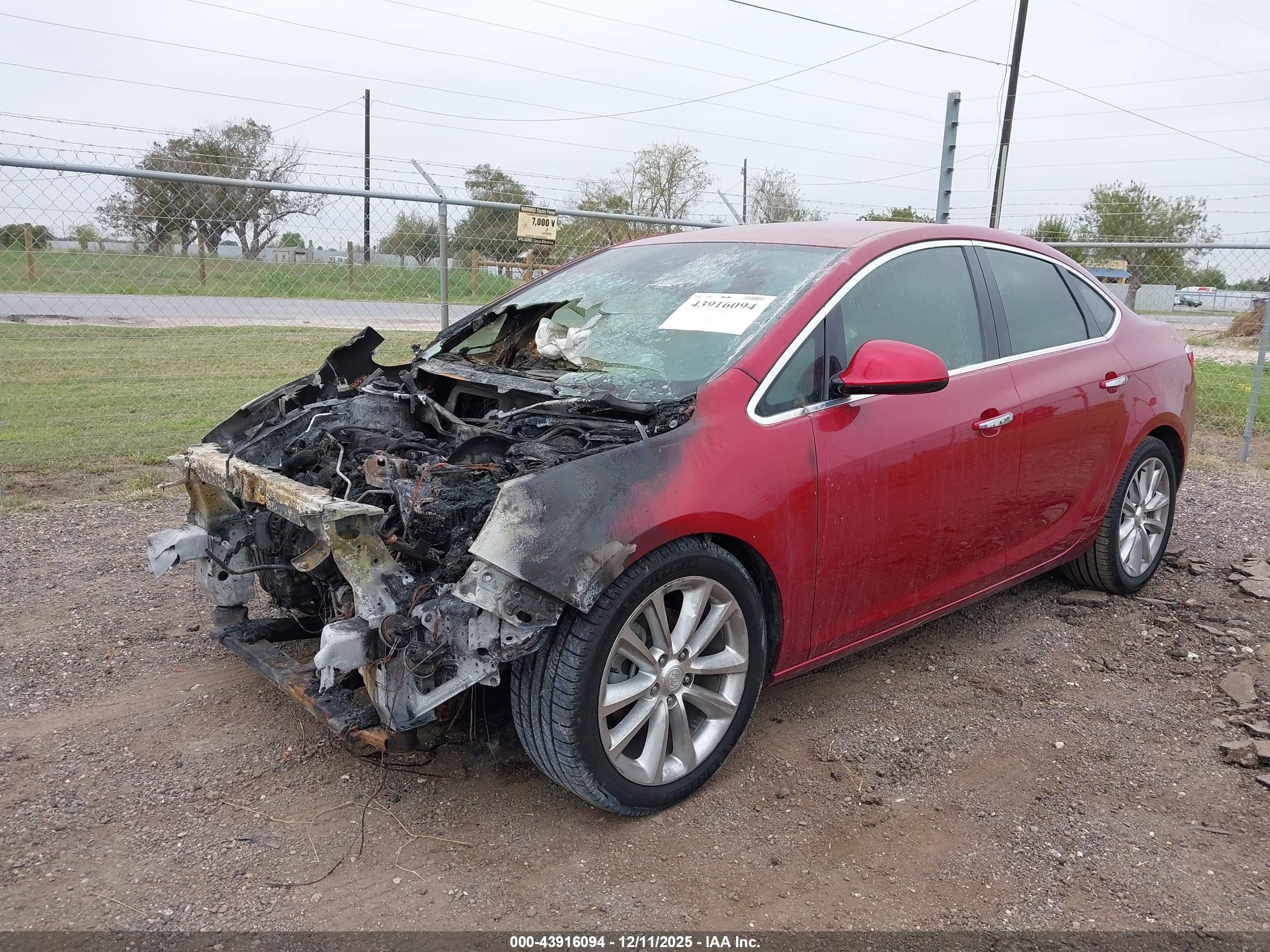 BUICK VERANO image 2