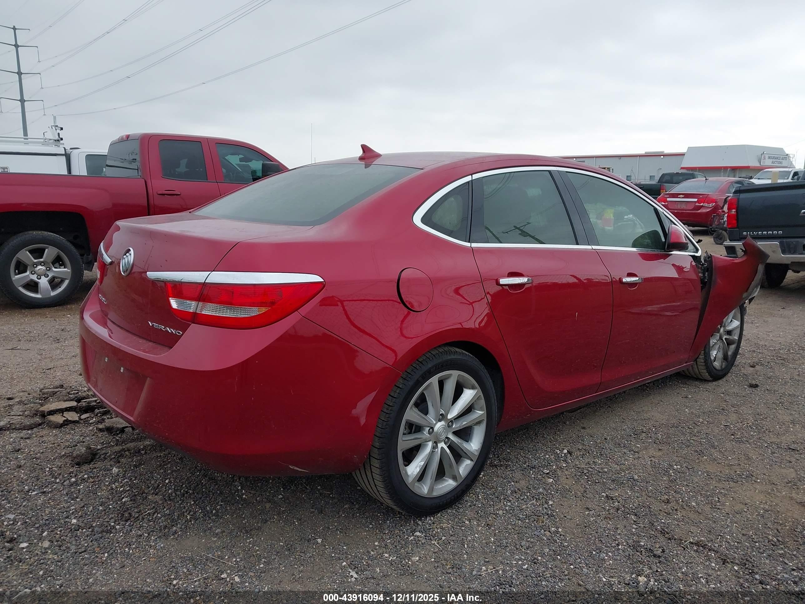 BUICK VERANO image 4
