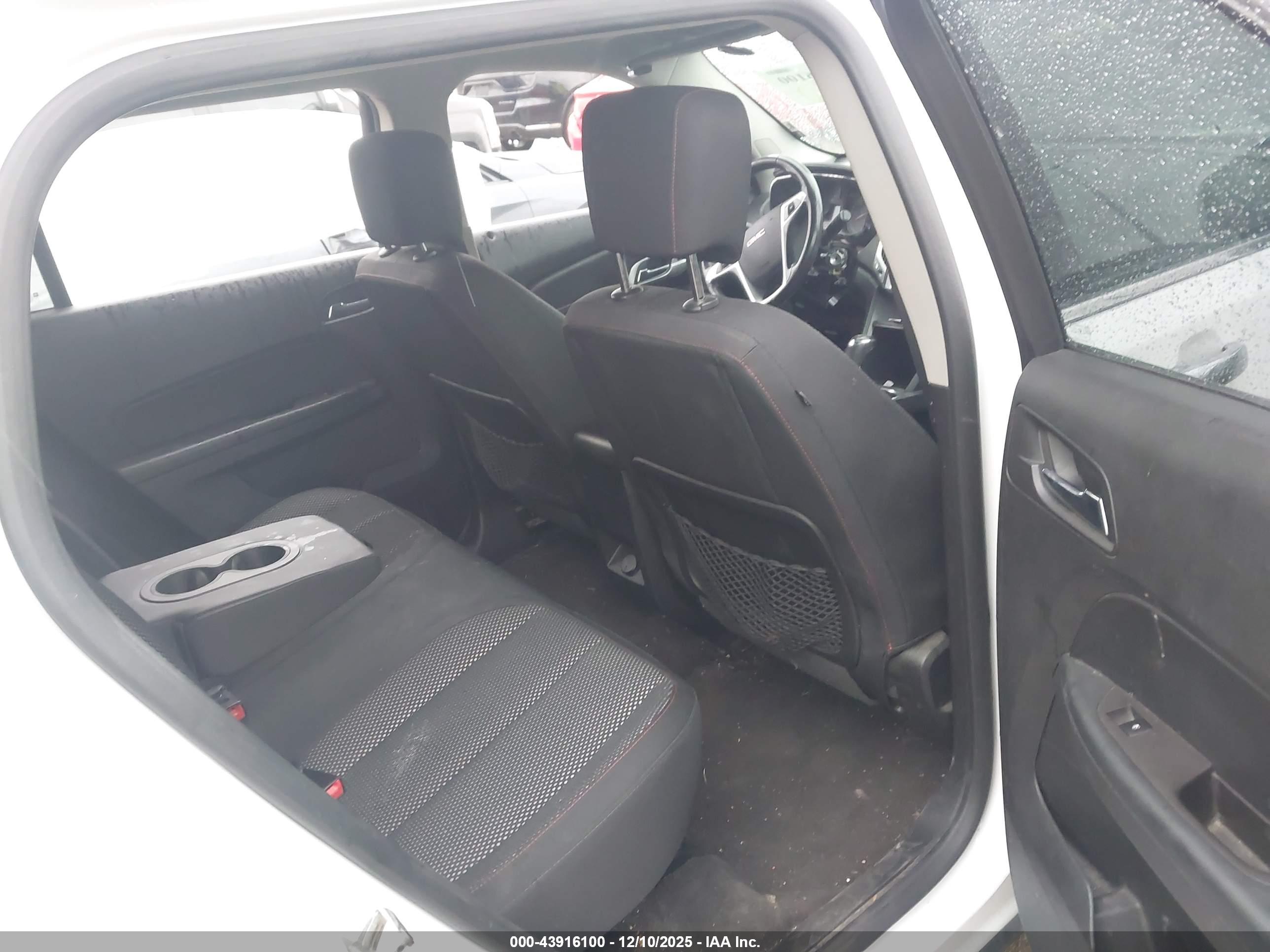 GMC TERRAIN image 8