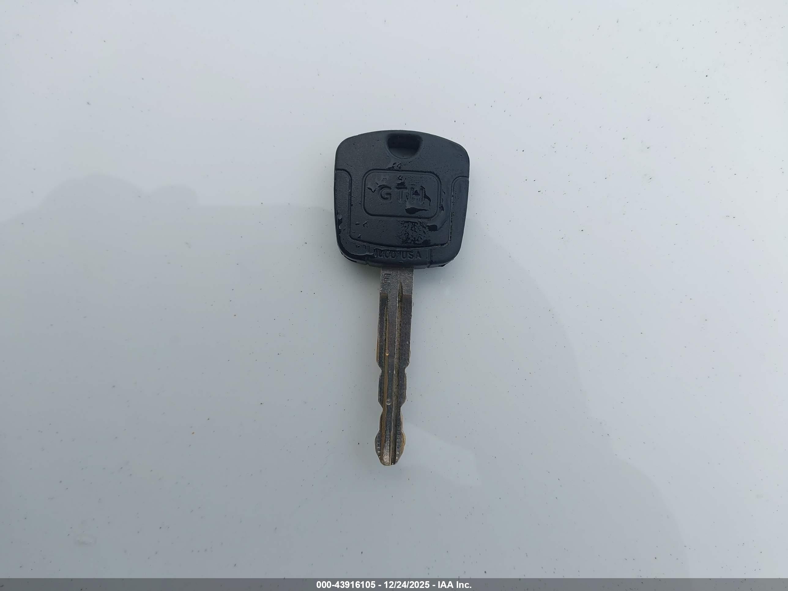 TOYOTA CAMRY image 11