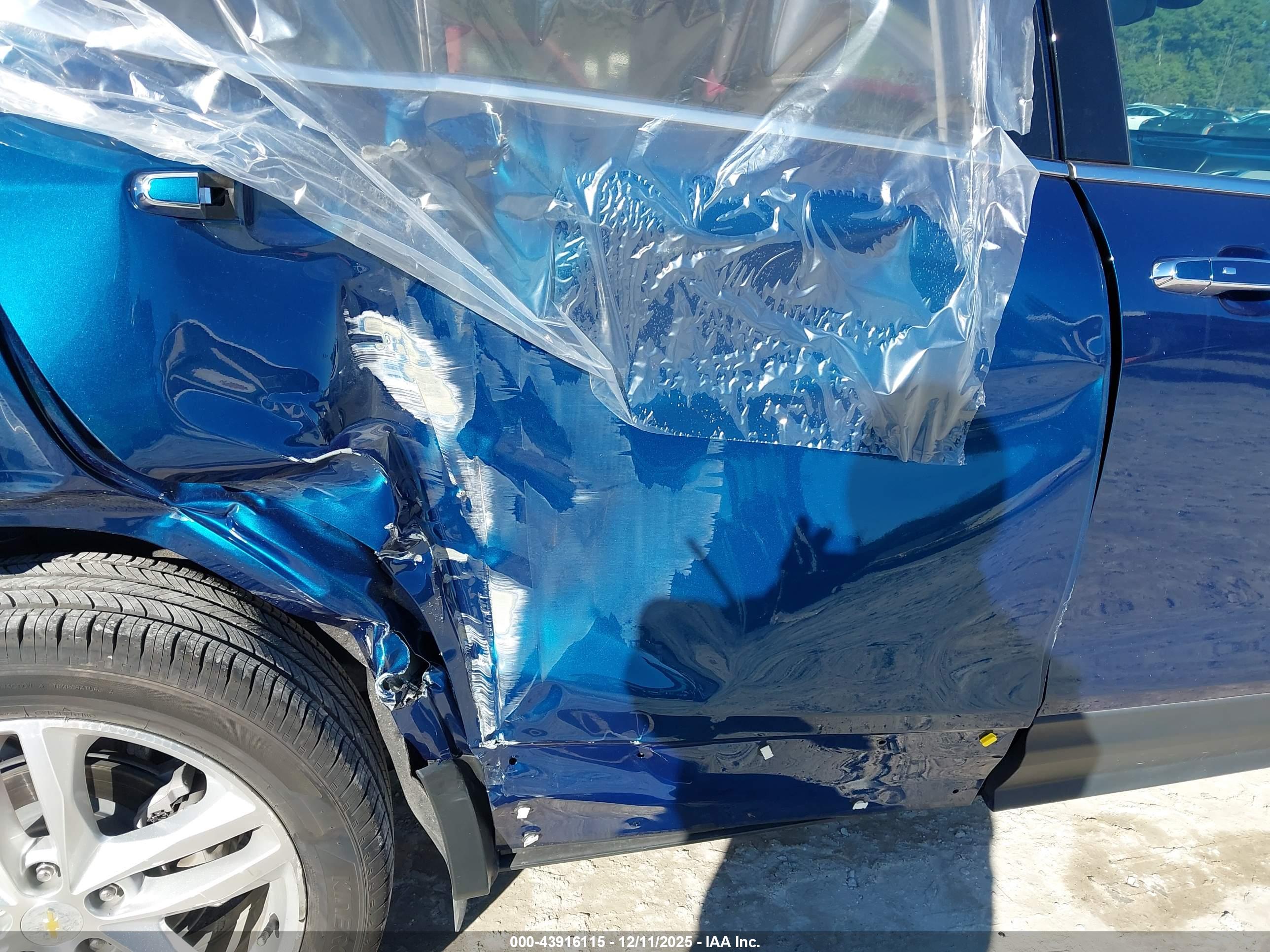 CHEVROLET EQUINOX image 6