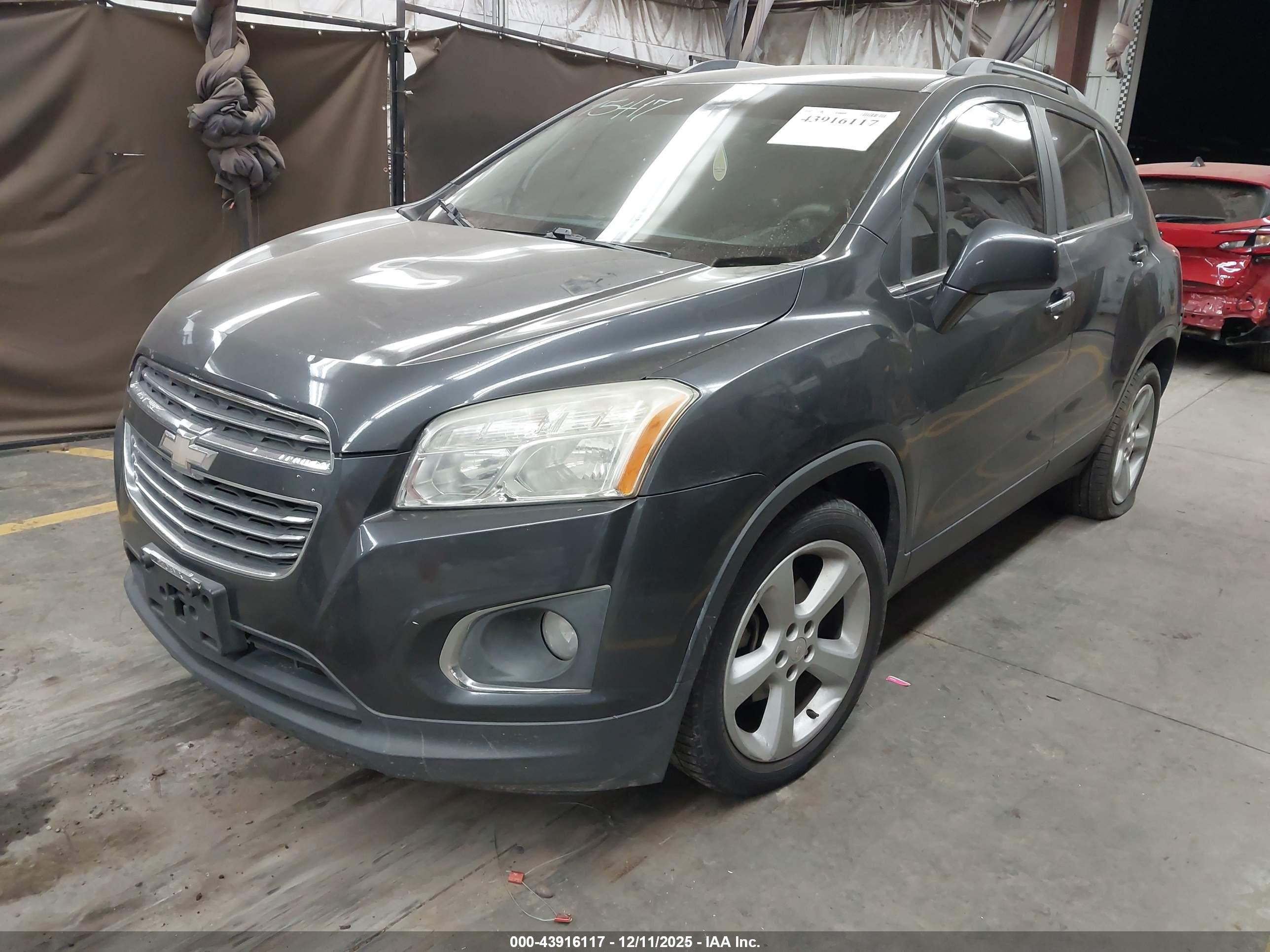 CHEVROLET TRAX image 2