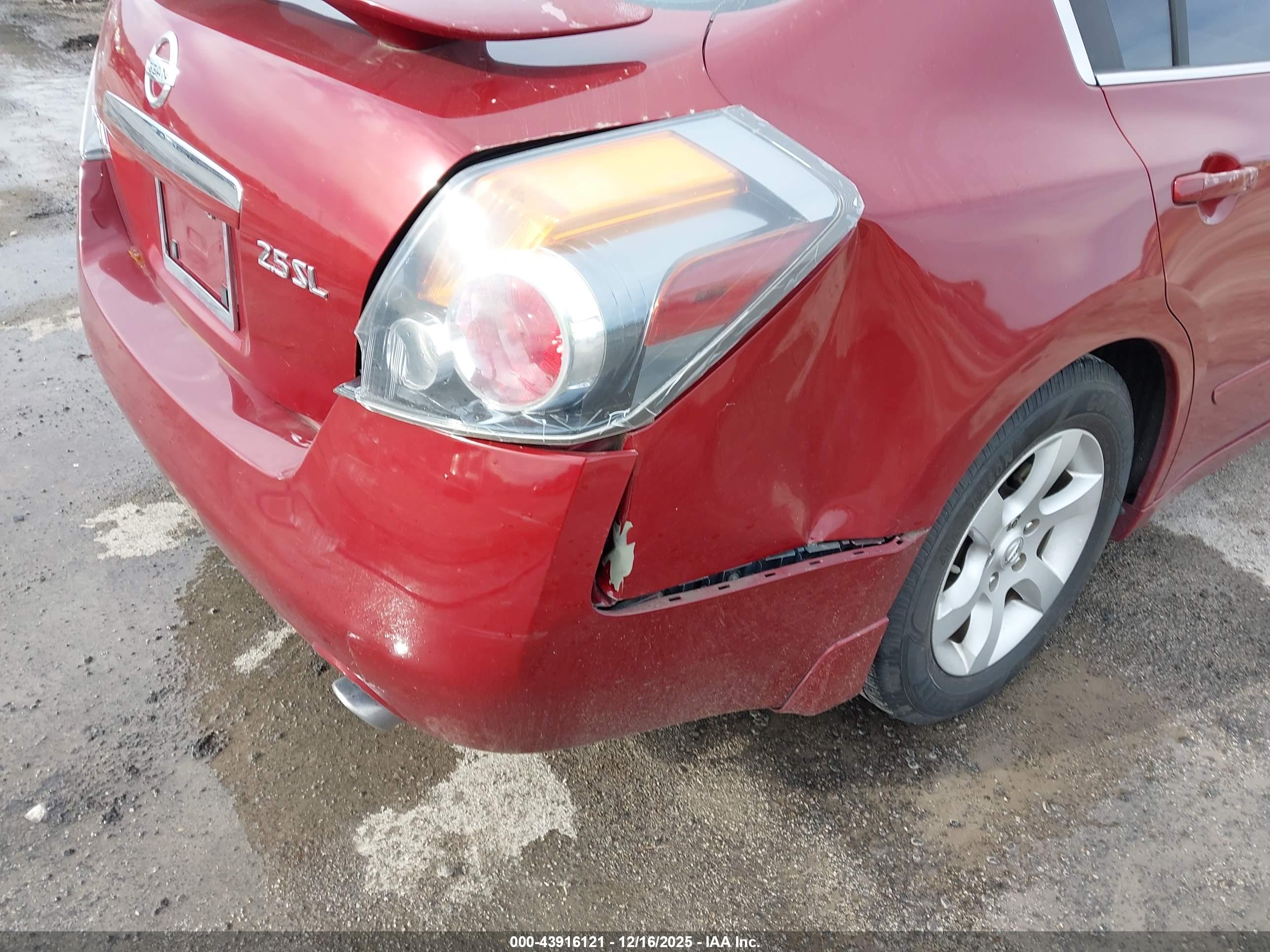 NISSAN ALTIMA image 6