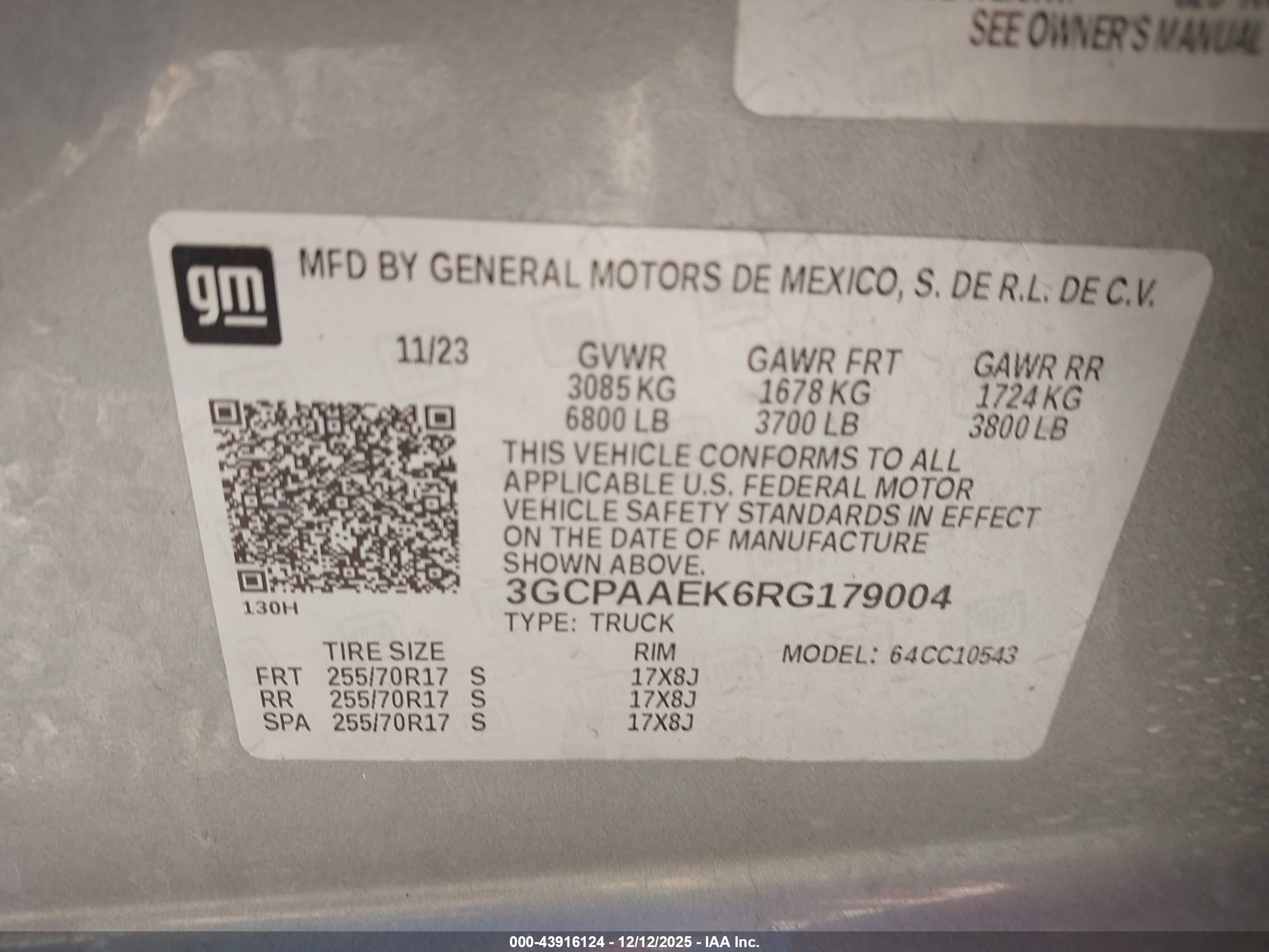 CHEVROLET SILVERADO image 9