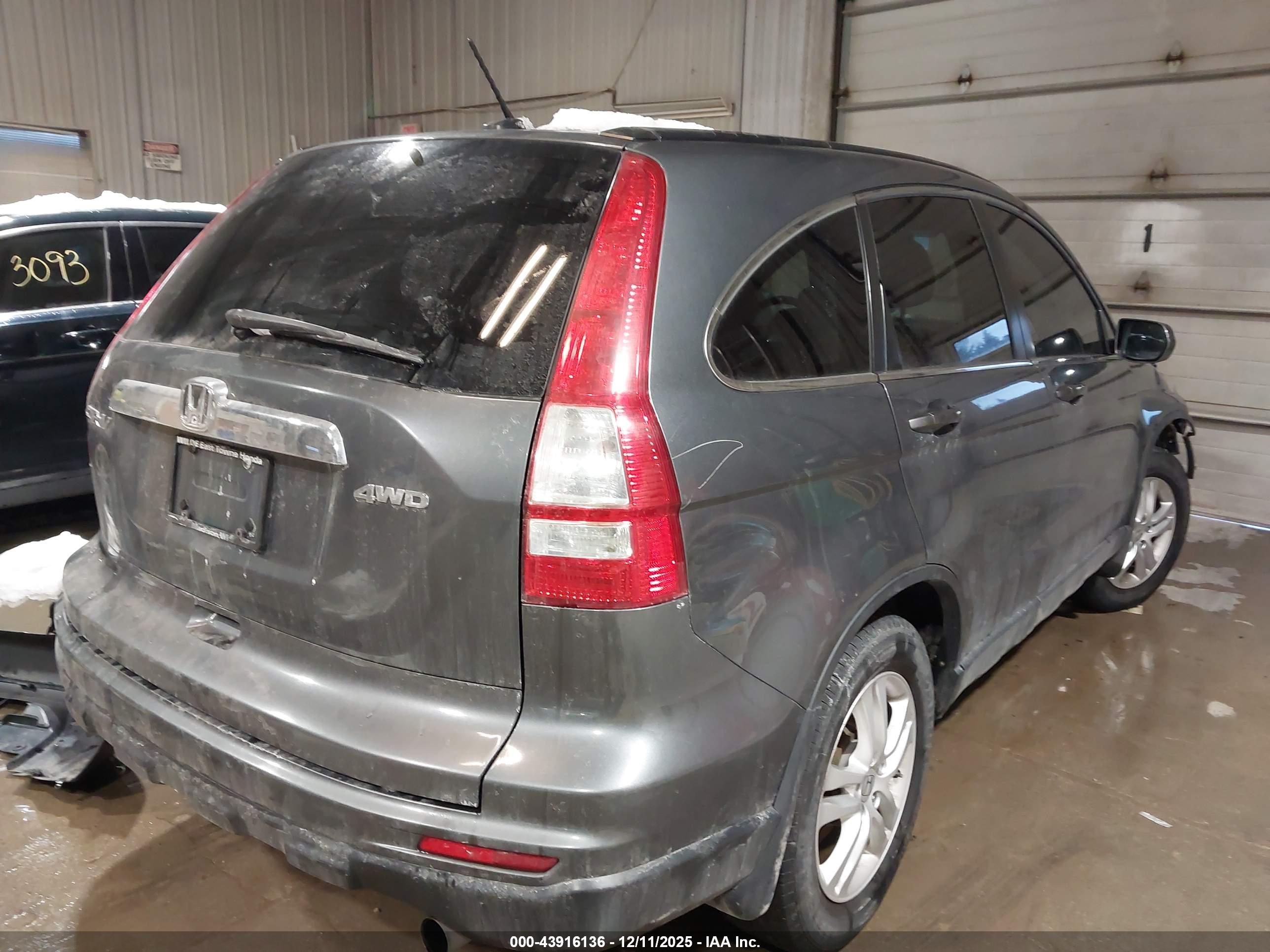 HONDA CR-V image 4