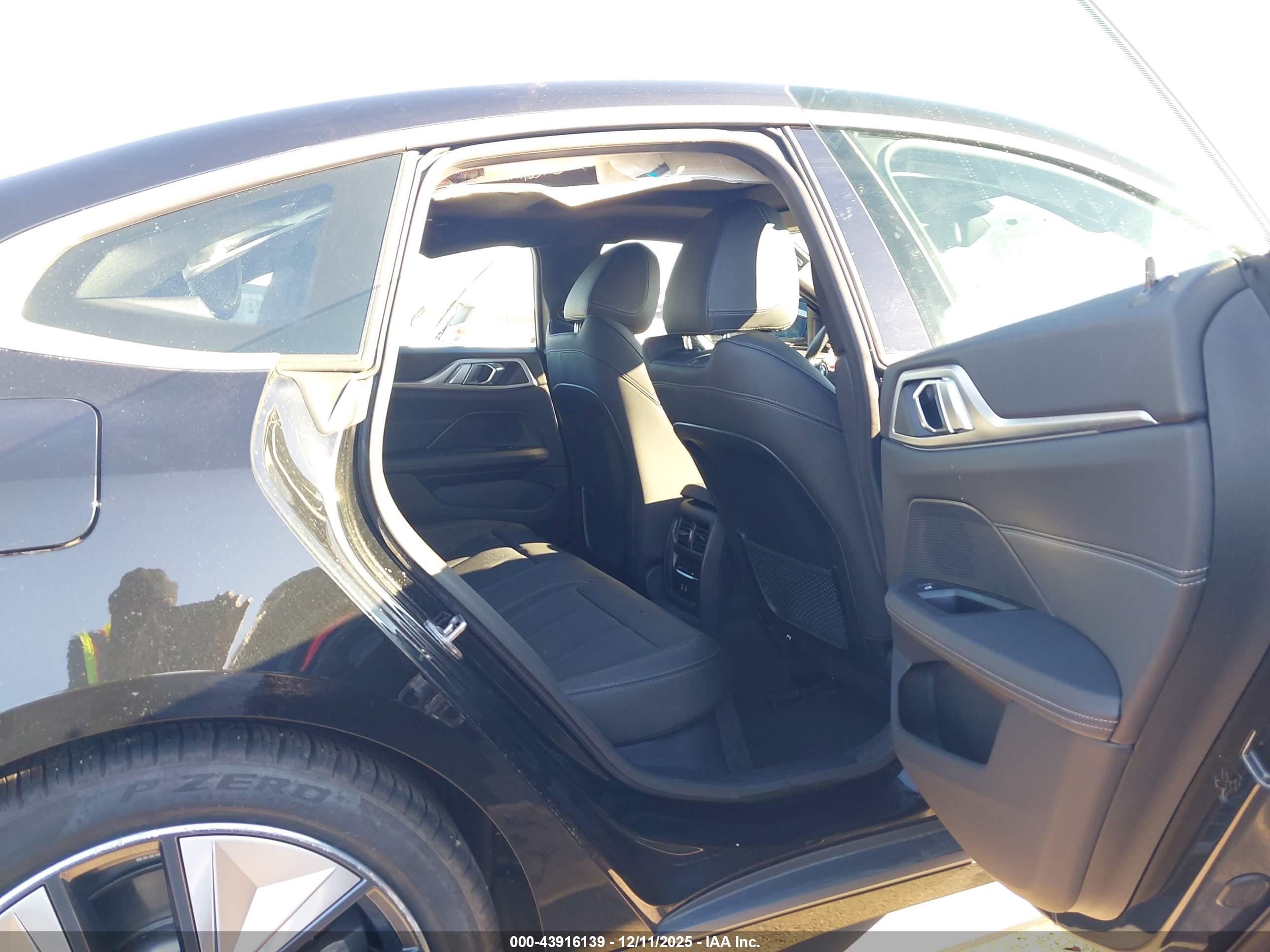 BMW I4 image 8
