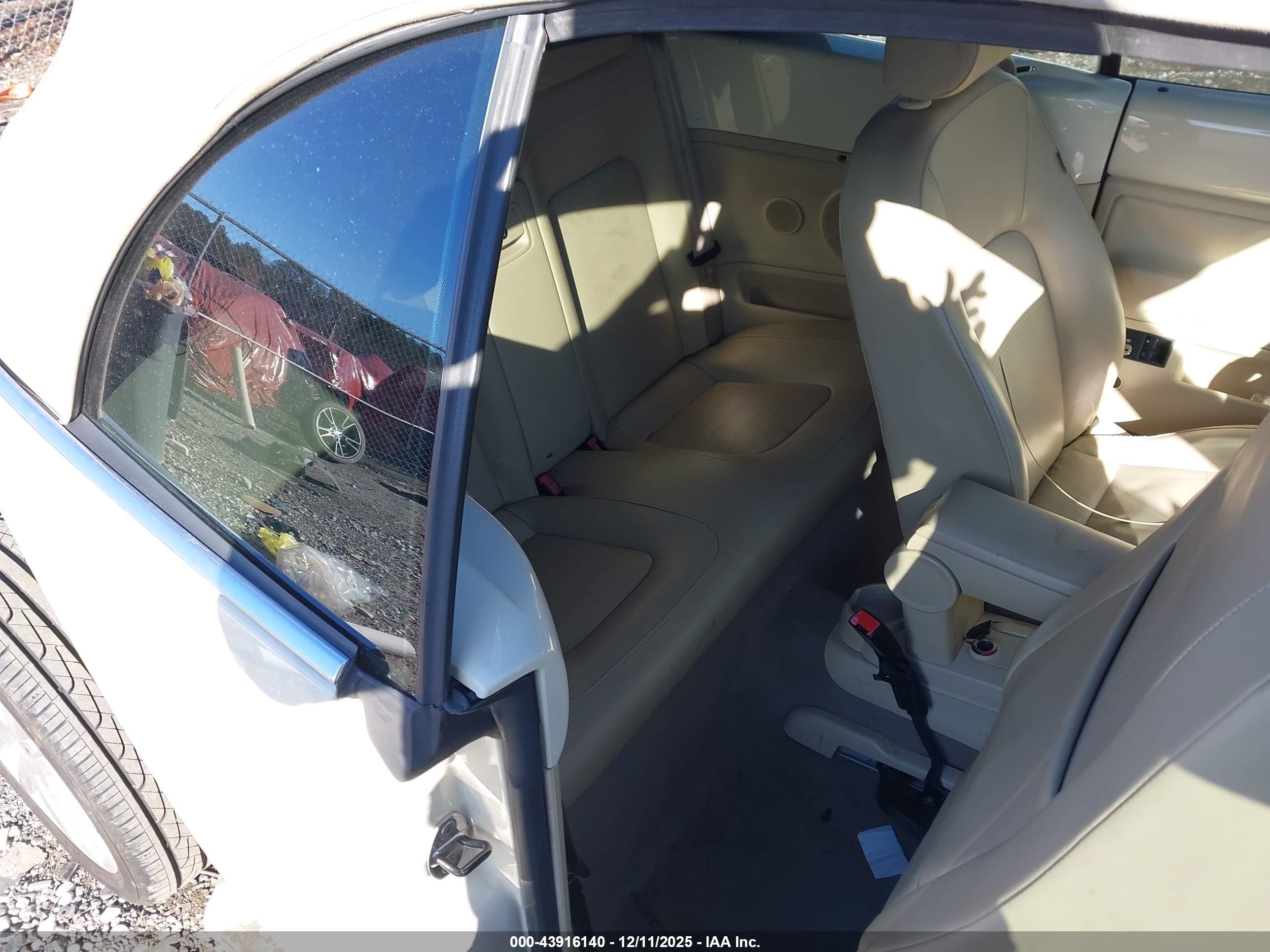 VOLKSWAGEN NEW image 8