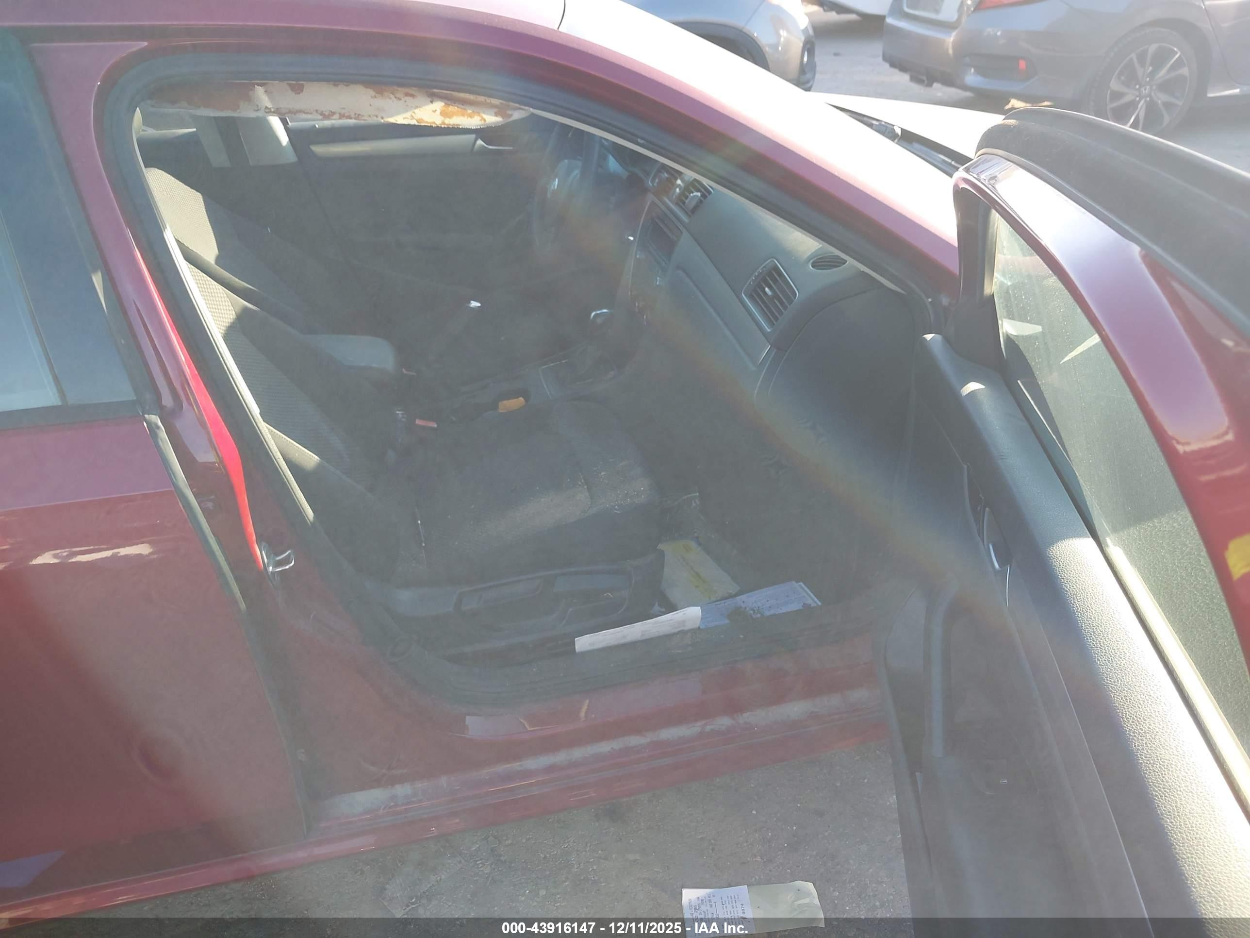 VOLKSWAGEN PASSAT image 5