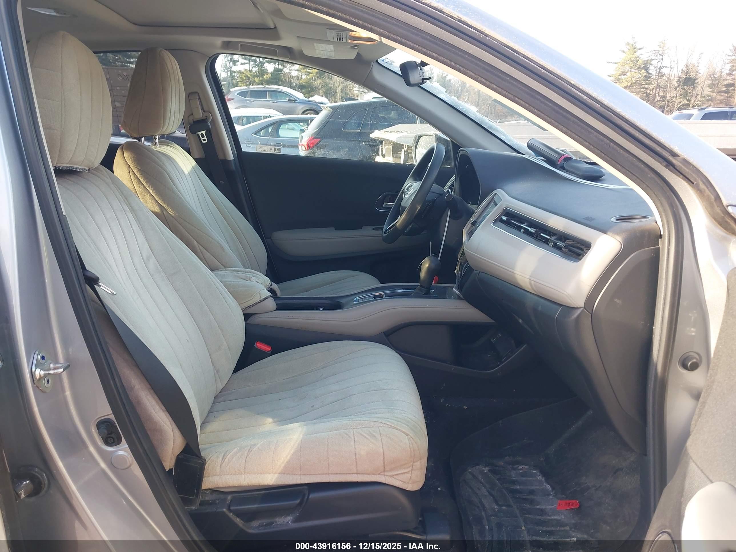 HONDA HR-V image 5