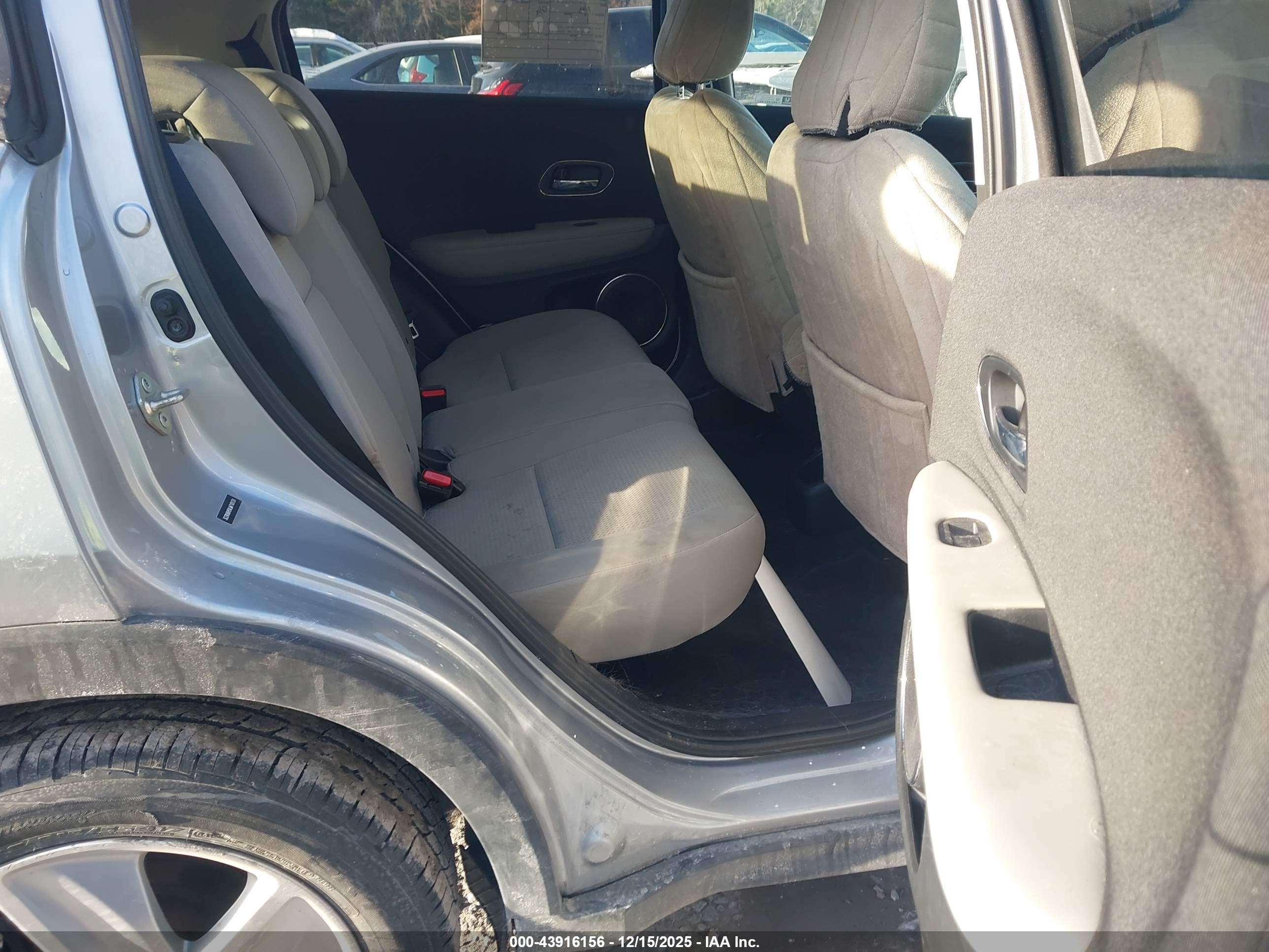 HONDA HR-V image 8