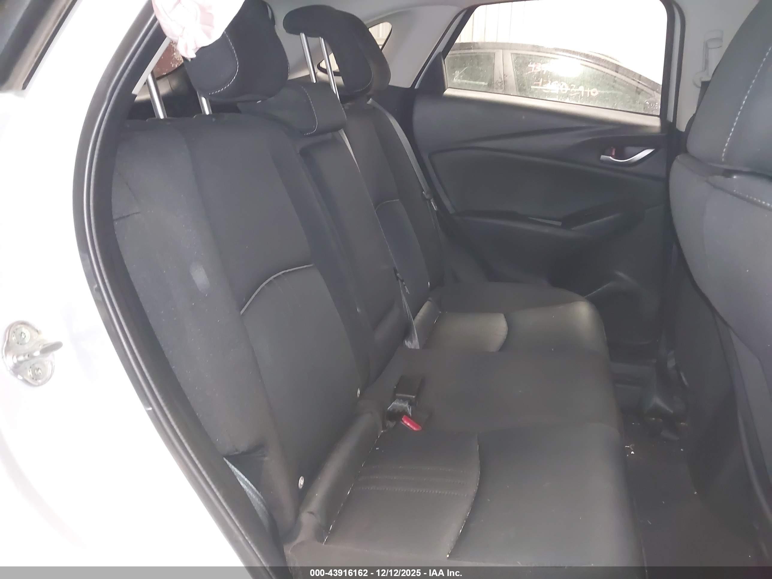 MAZDA CX-3 image 8