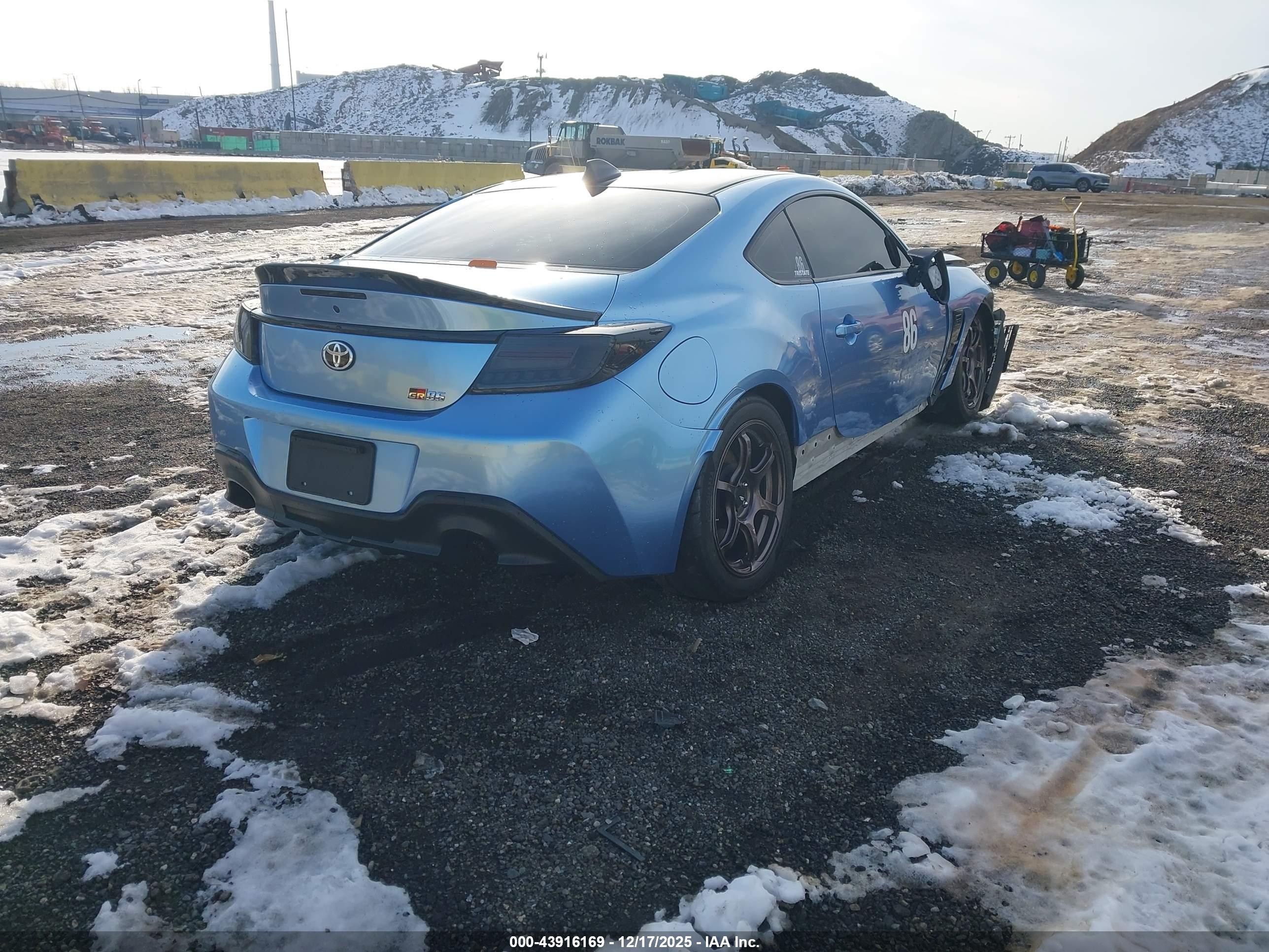 TOYOTA GR86 image 4