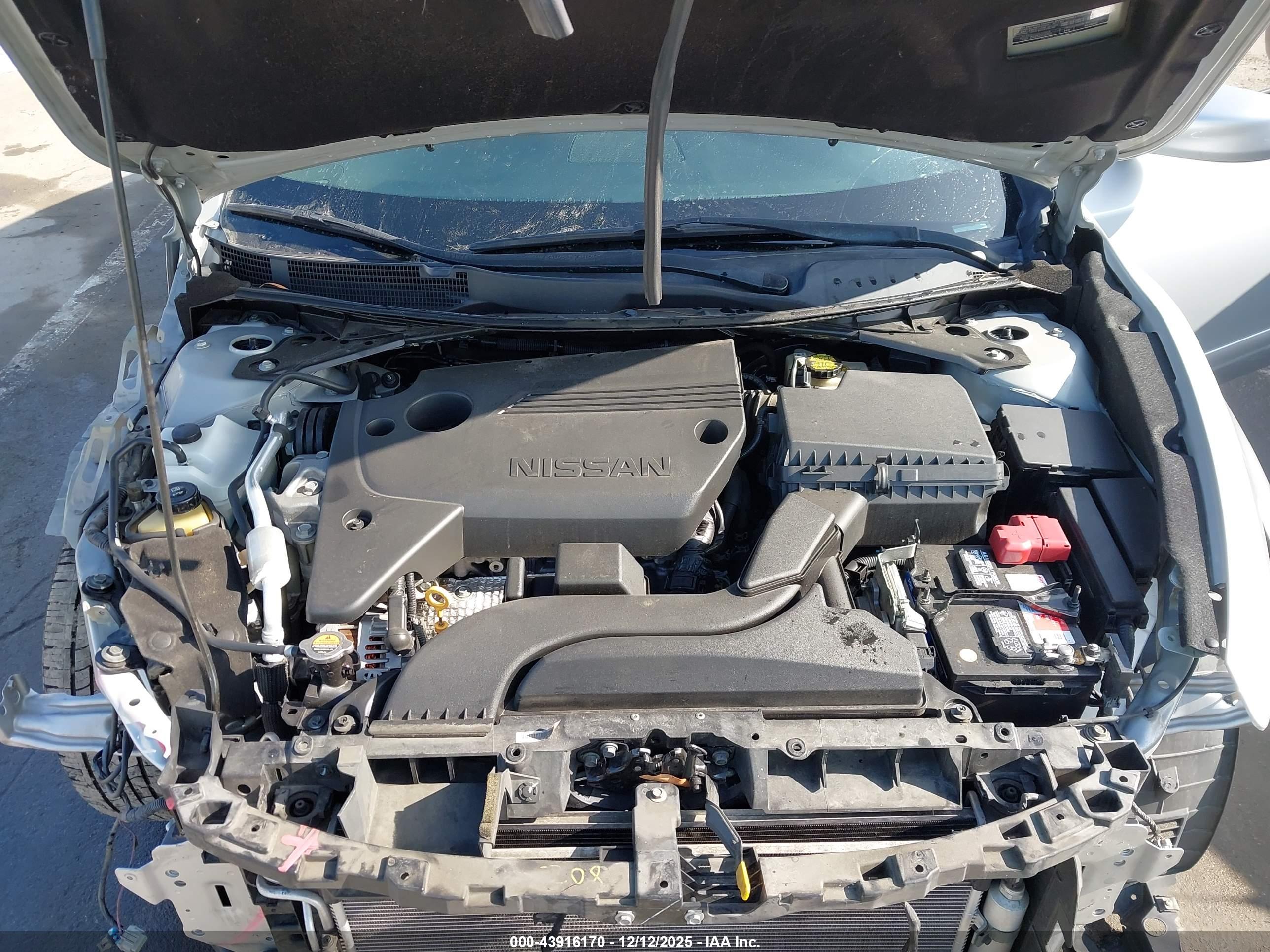 NISSAN ALTIMA image 10