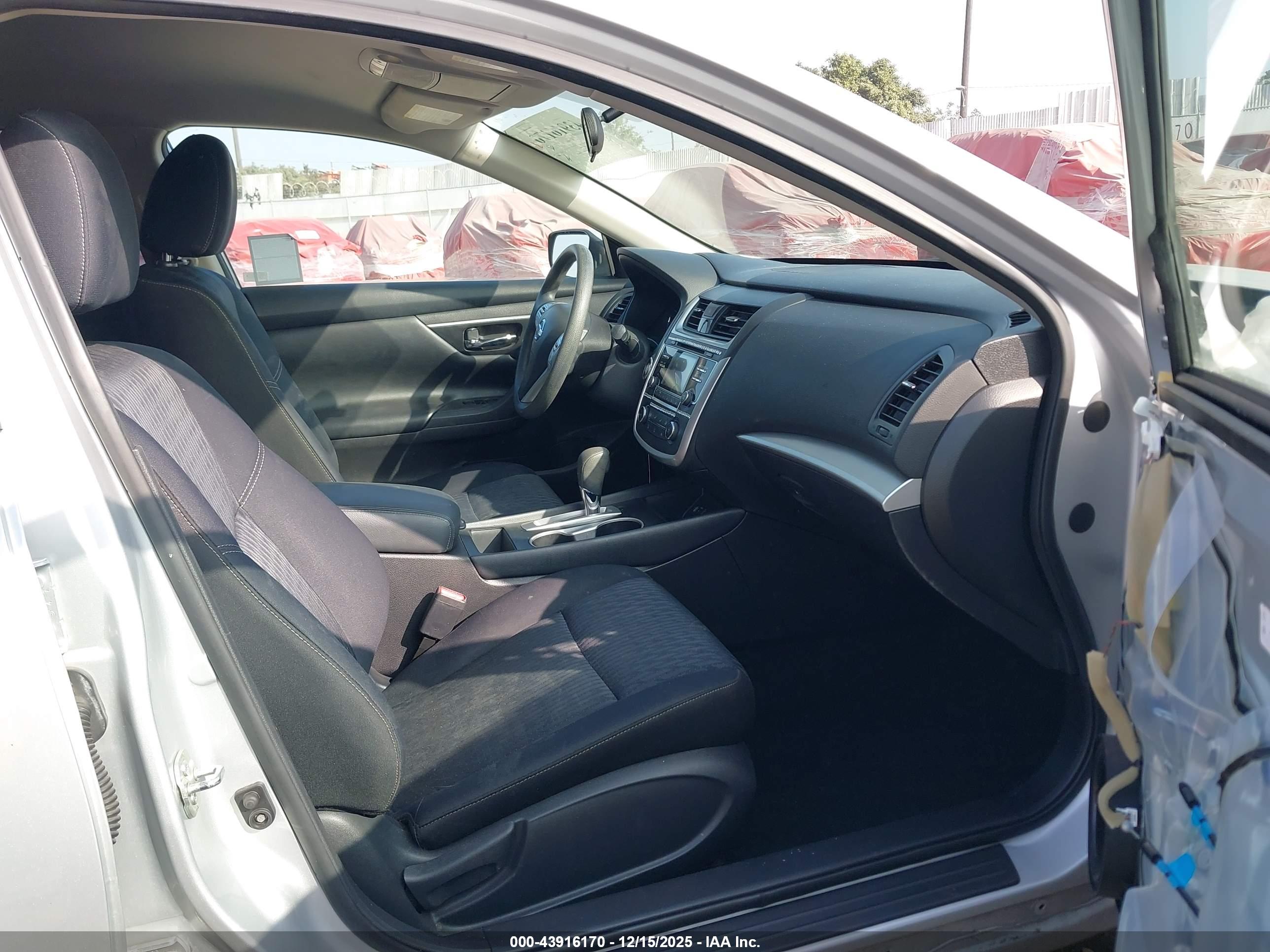 NISSAN ALTIMA image 5