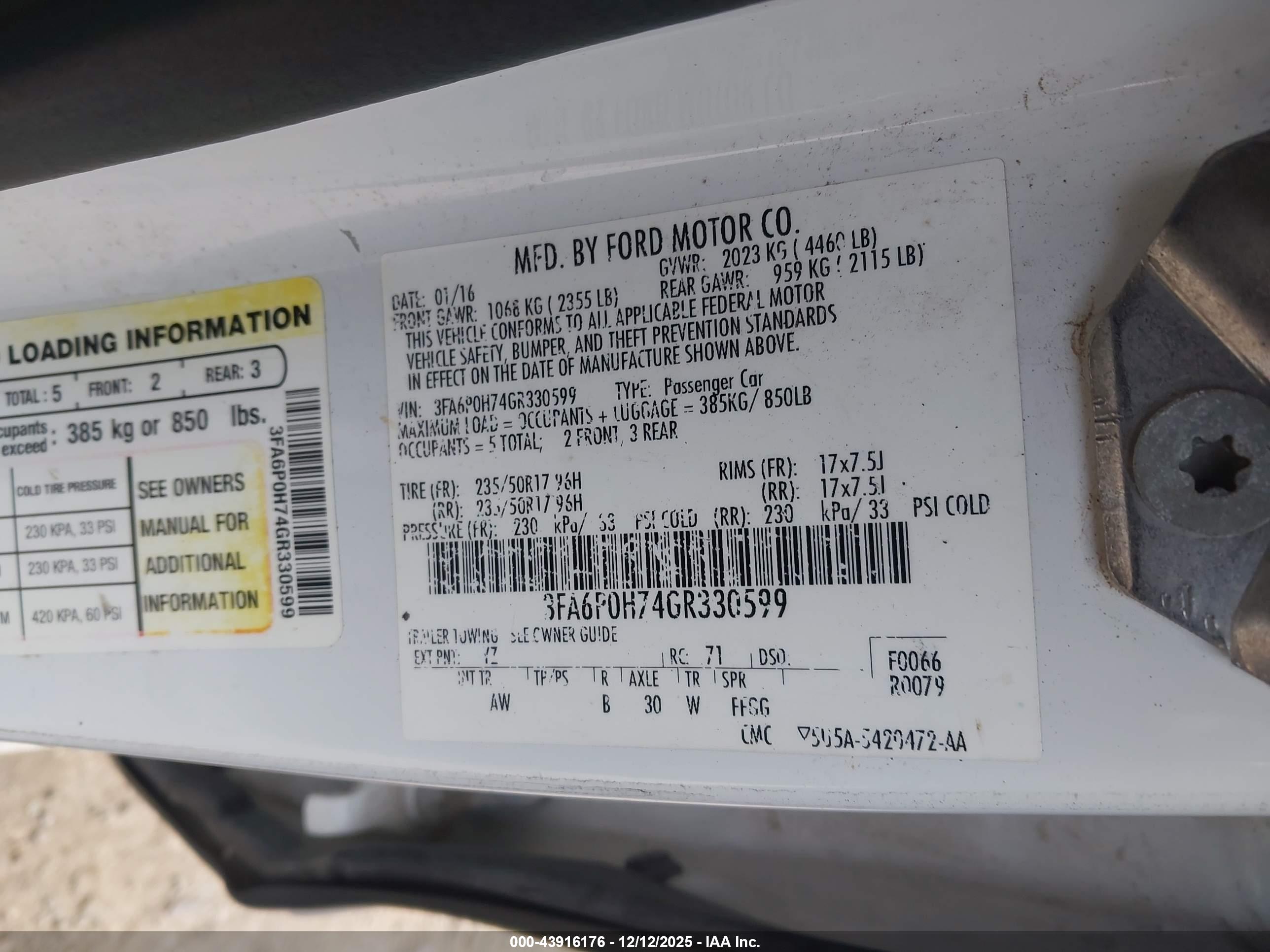 FORD FUSION image 9