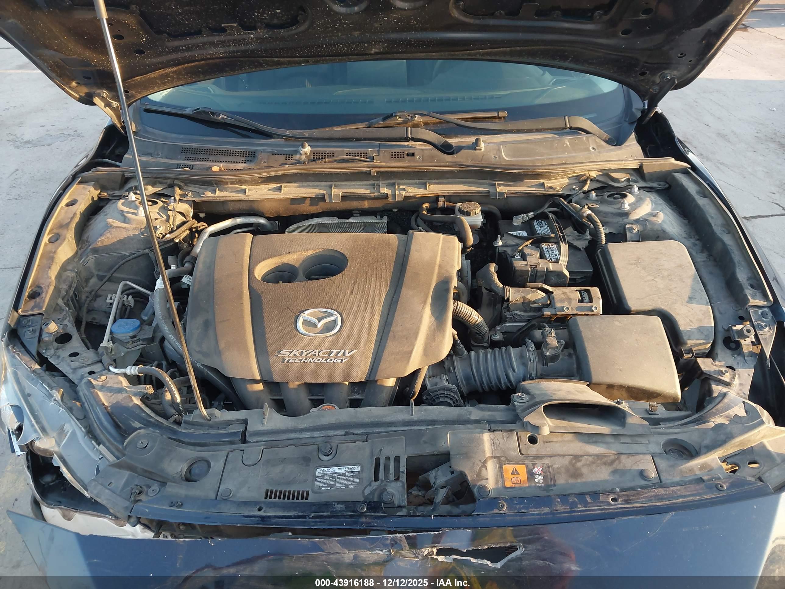 MAZDA MAZDA3 image 10