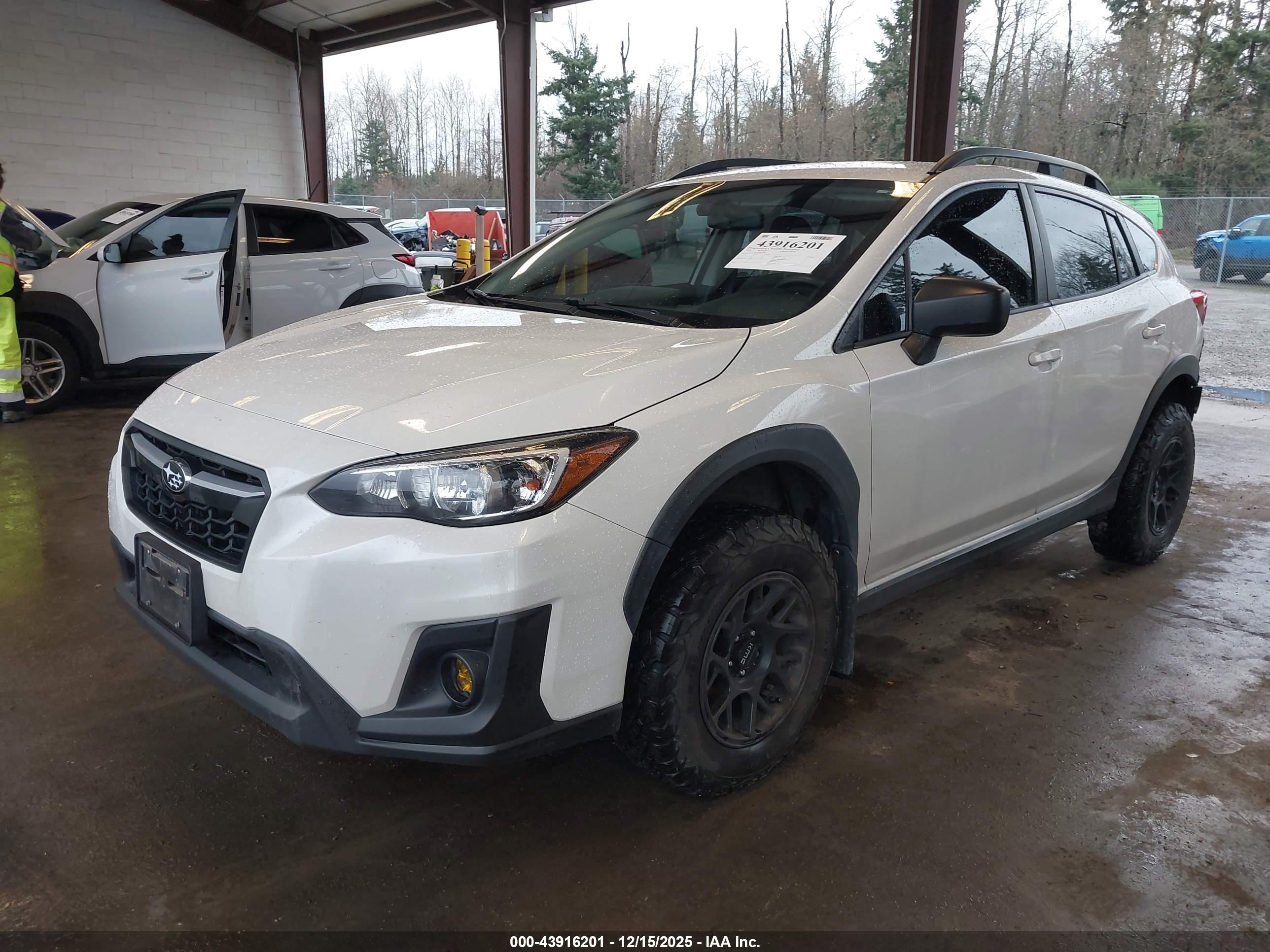 SUBARU CROSSTREK image 2