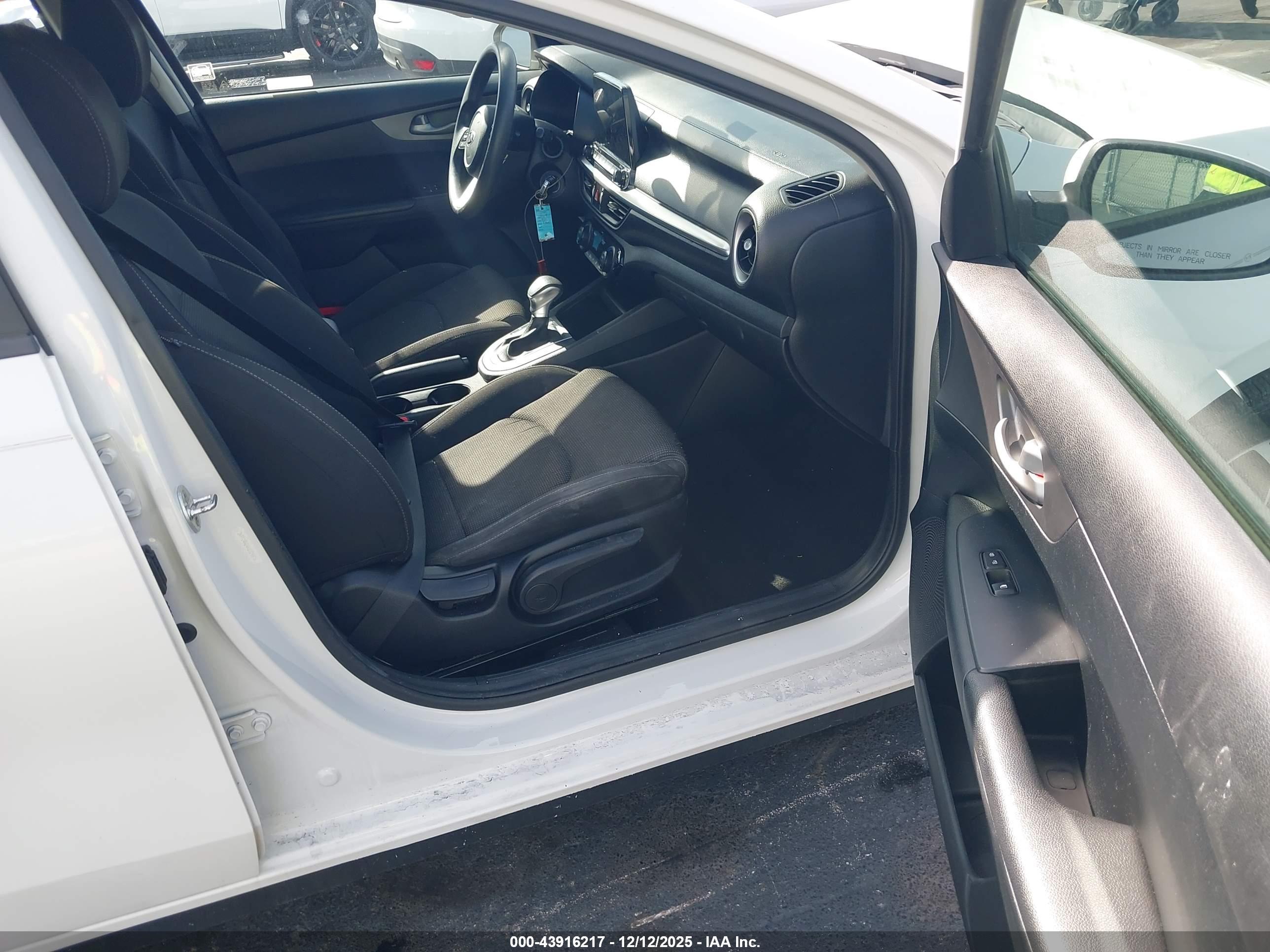 KIA FORTE image 5
