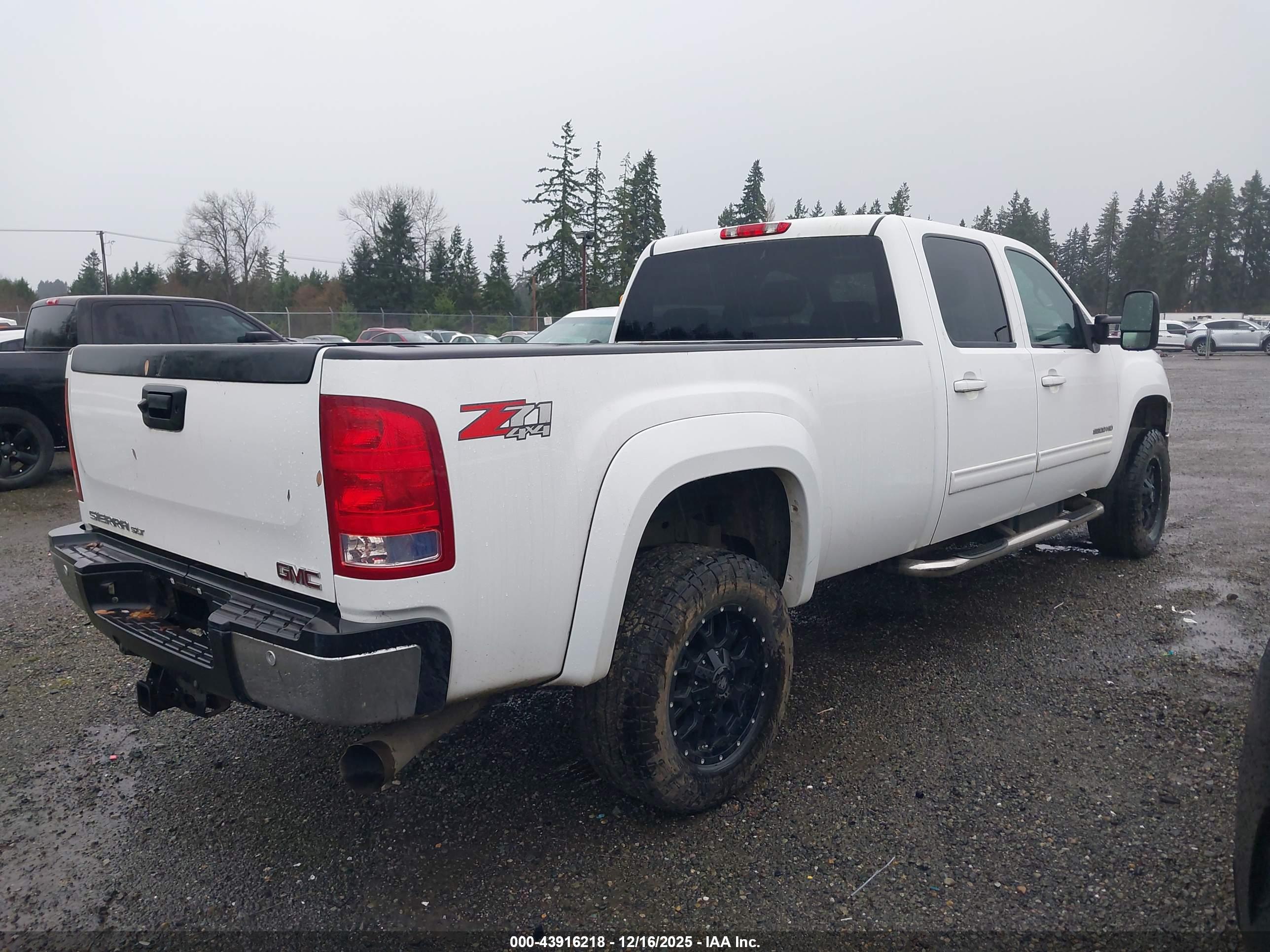 GMC SIERRA image 4