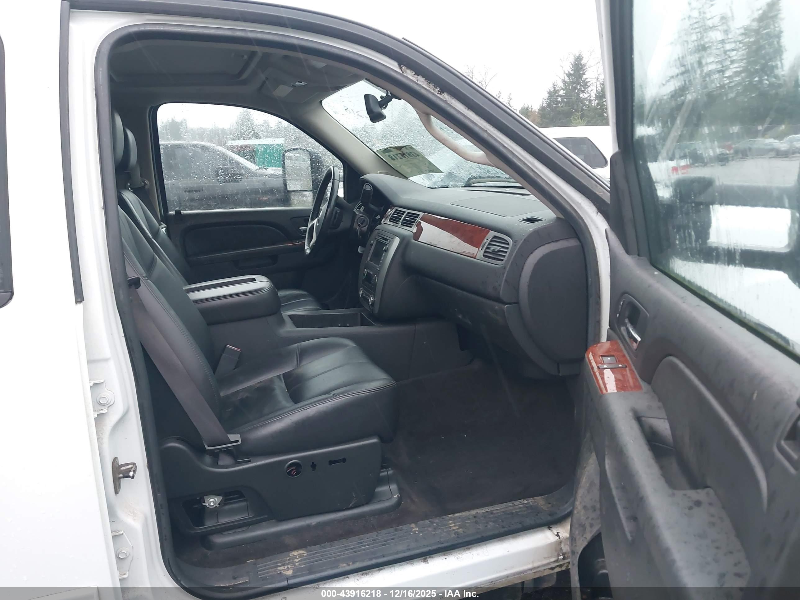 GMC SIERRA image 5